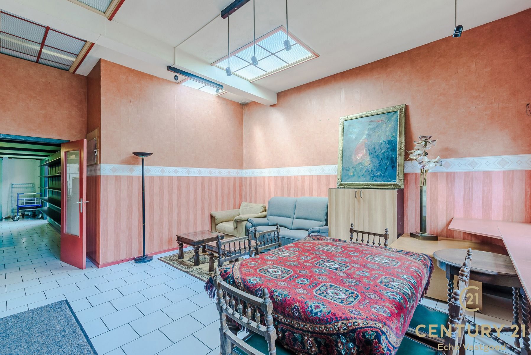 Ruim, startklaar handelspand met woonst op toplocatie foto 11