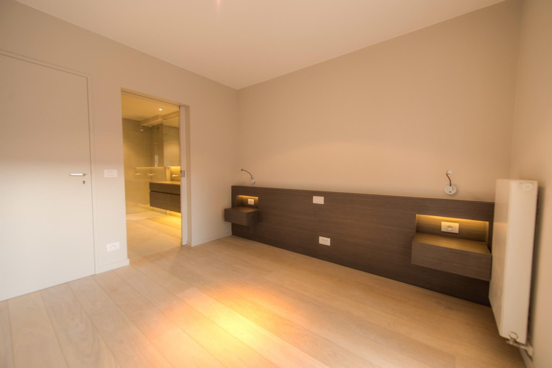 Mooi instapklaar appartement op de Dumortierlaan foto 12