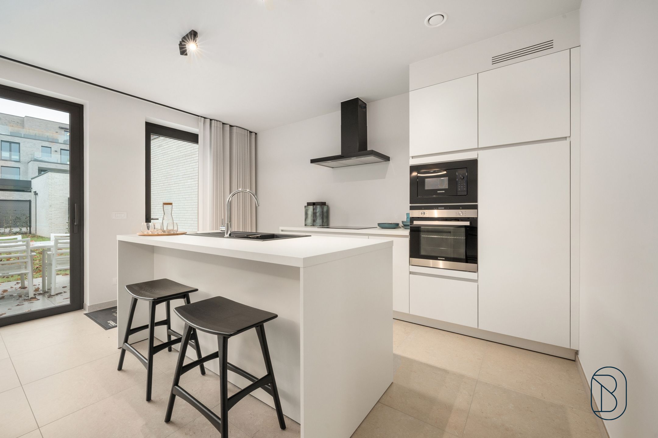 Kwalitatief afgewerkte nieuwbouw  (HOB) met 3 slk, E-peil 0.  foto 6