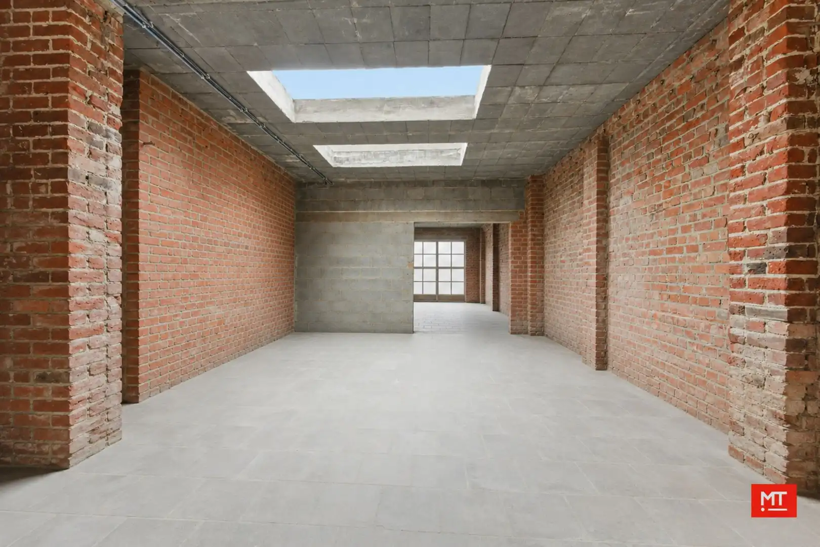 Bijzonder ruime woning met atelier in het centrum Zonnebeke foto 2