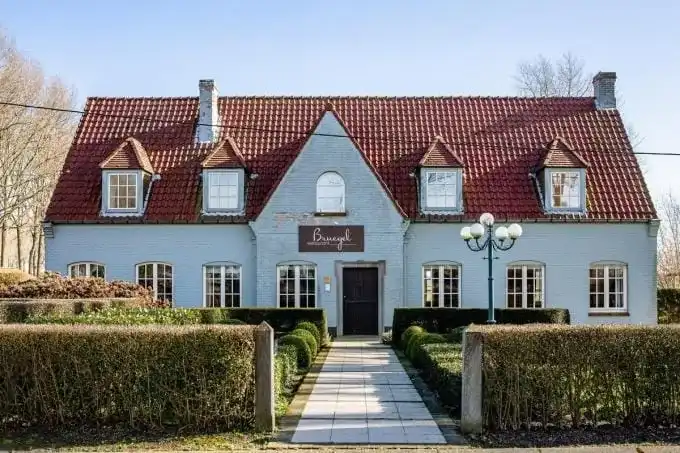 Horeca handelspand met woonst – voormalige “Bruegel” in Damme foto 29