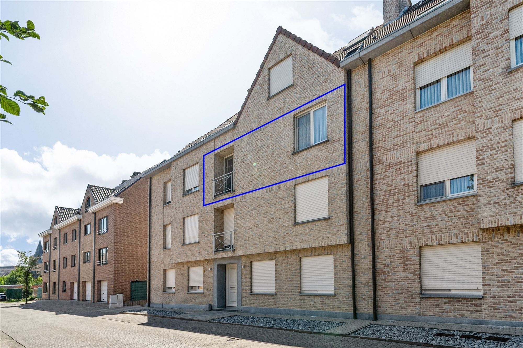 Ruim twee-slaapkamerappartement te Beerzel foto {{pictureIndex}}