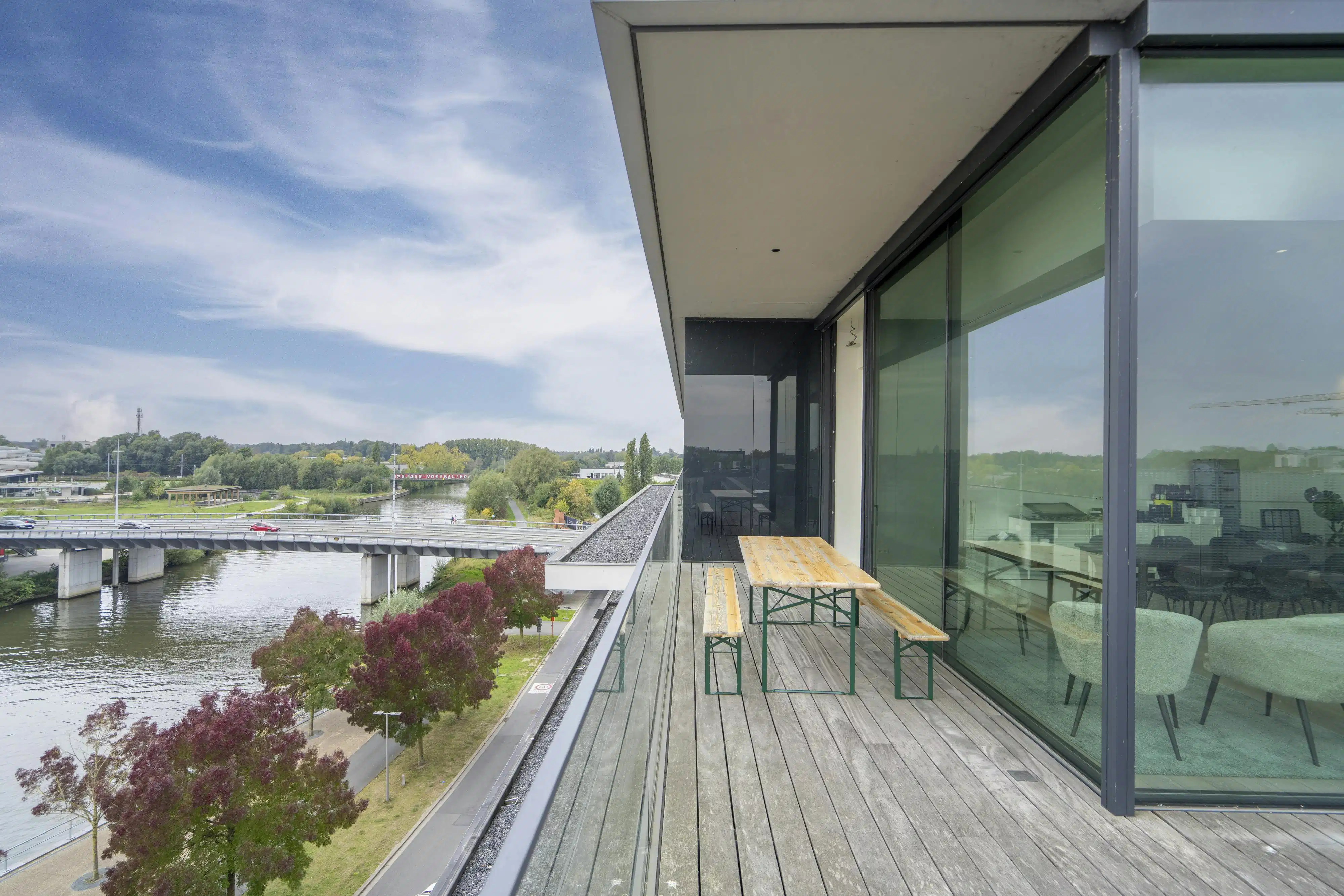 Exclusieve penthouse langs de Leie met uniek zicht foto 7