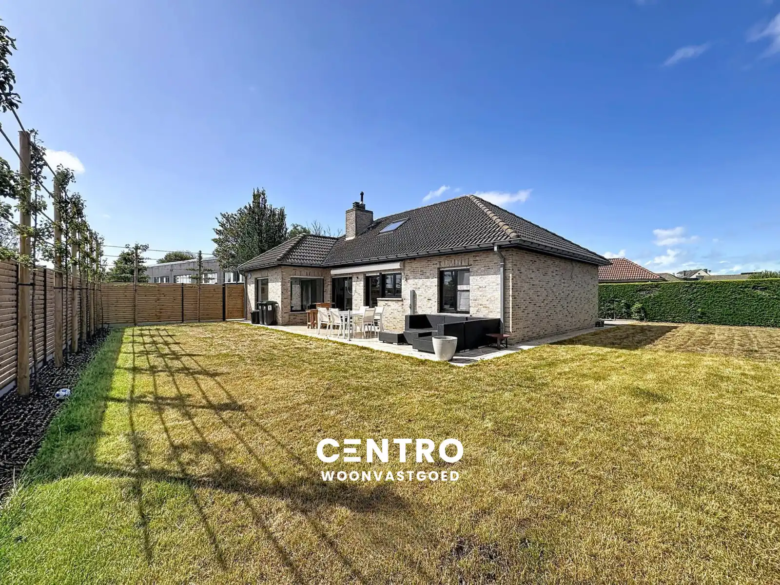 Gelijkvloers wonen op TOPlocatie! foto {{pictureIndex}}