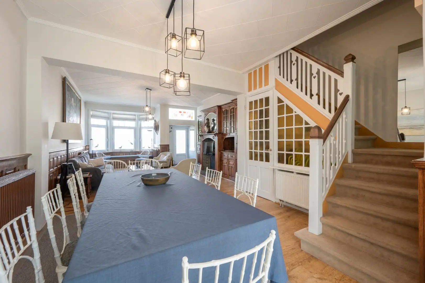 Unieke villa in eclectische stijl – een karaktervol pareltje in Duinbergen foto 6