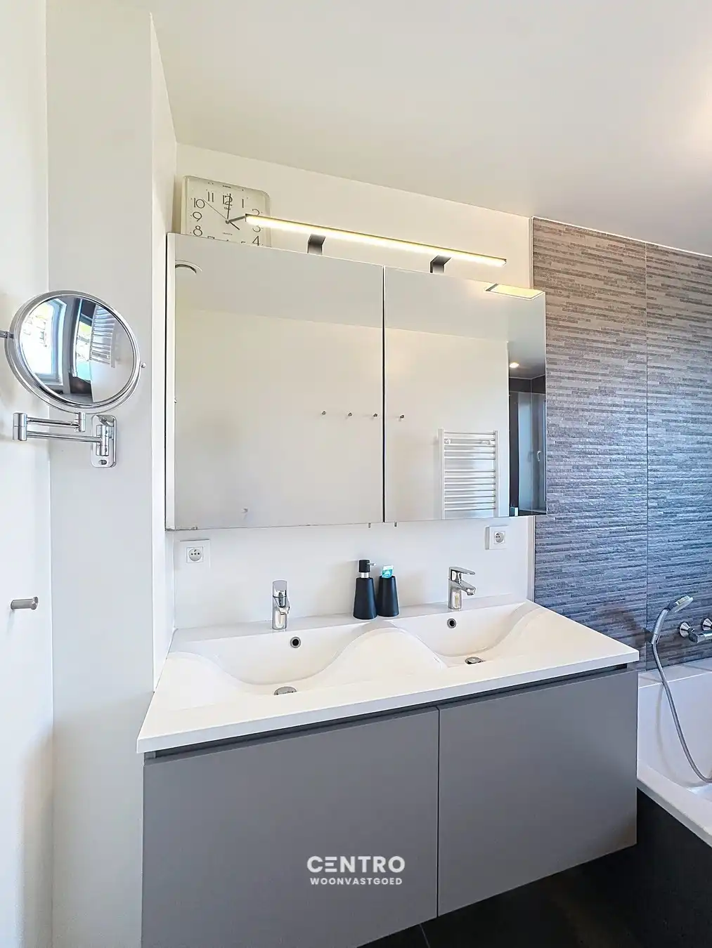 RECENTE ENERGIEZUINIGE woning met 4 slpks, ZUIDger. tuin én garagebox! foto 11