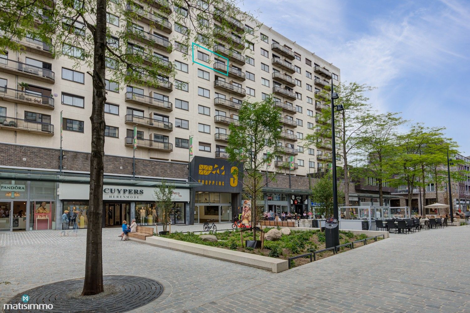 VOORTREFFELIJK GELEGEN APPARTEMENT MET GARAGEBOX EN 2 SLAAPKAMERS IN HARTJE GENK foto 1