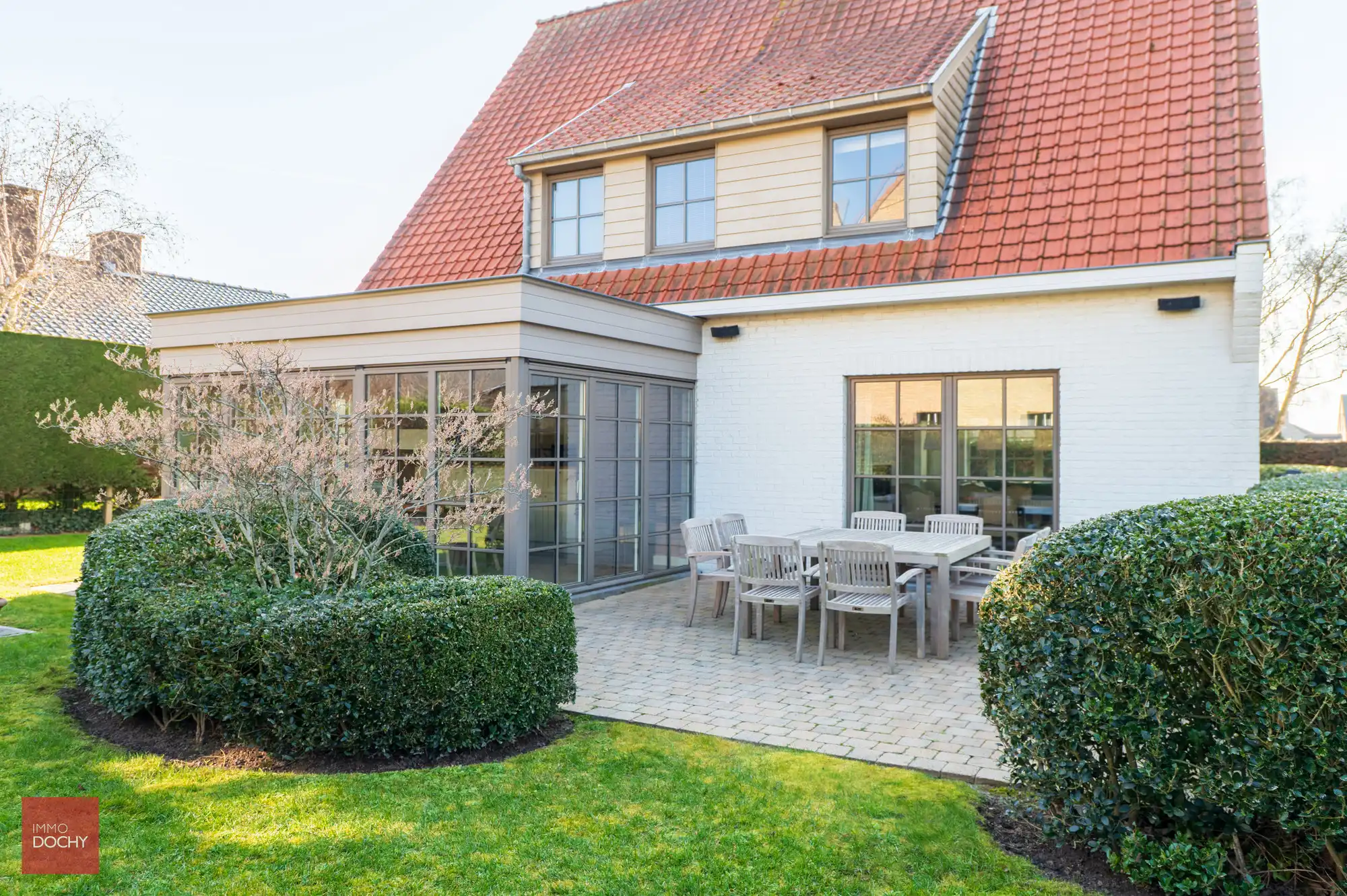 Zeer goed gelegen instapklare villa foto 22