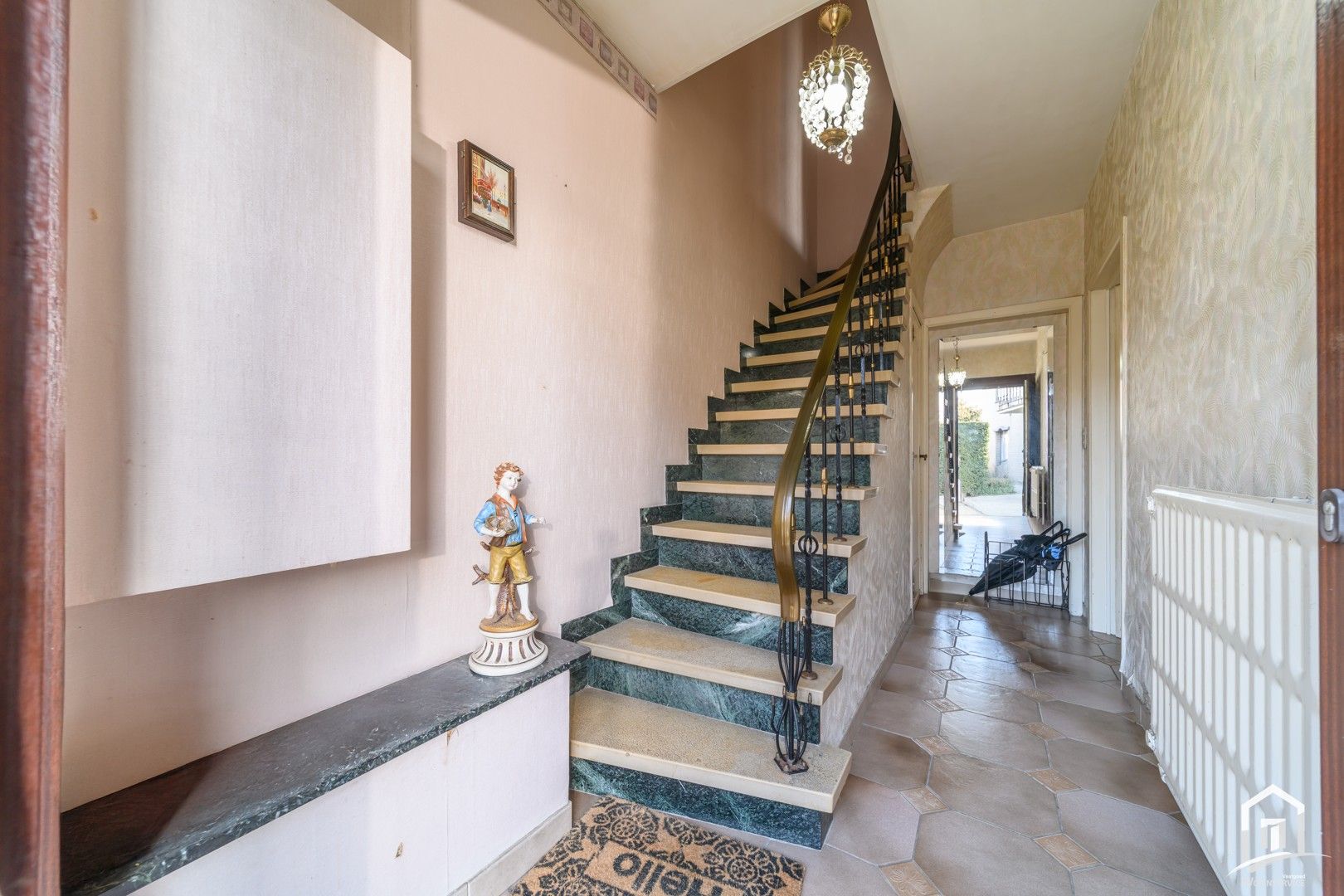 Gezellige en ruime gezinswoning foto 3