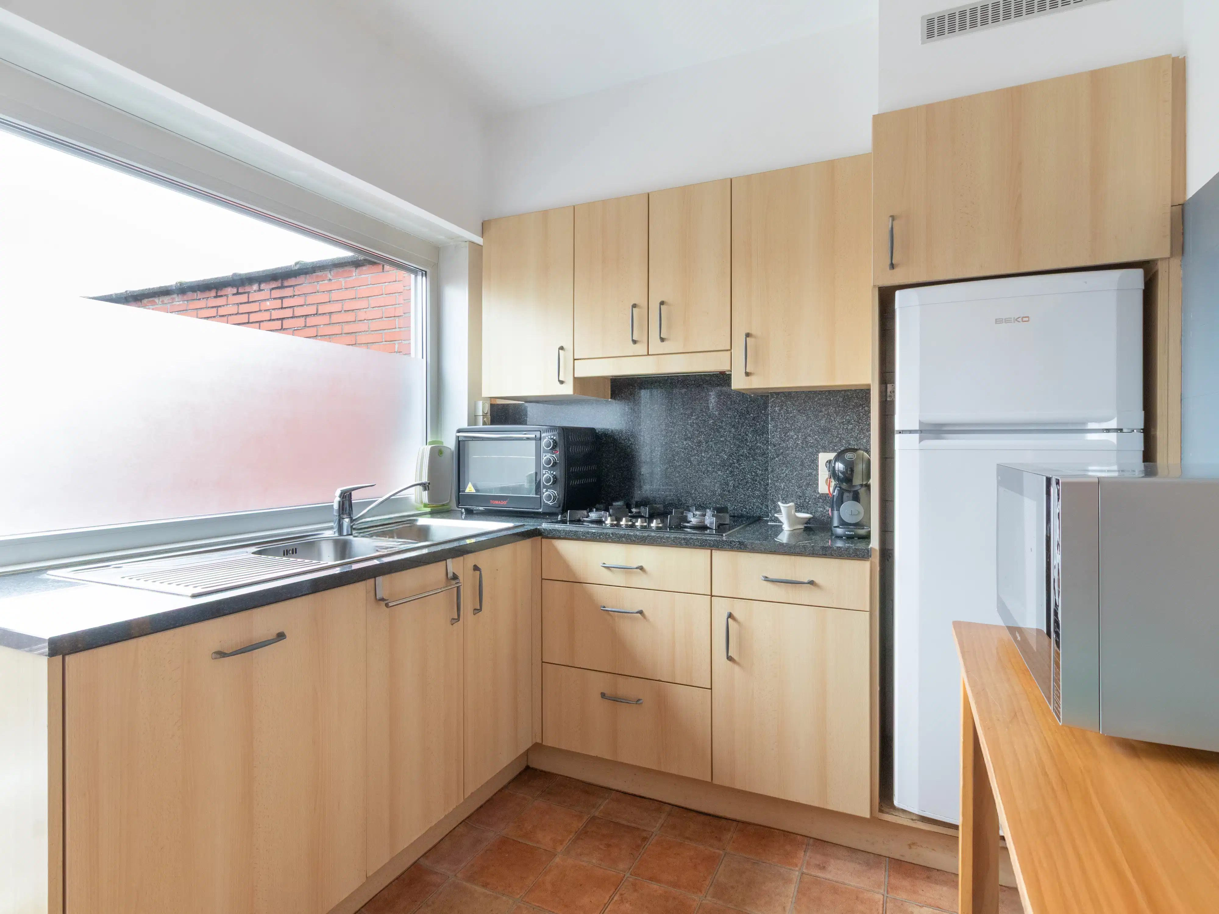 Bel-etage woning met zes slaapkamers en tuin foto 5