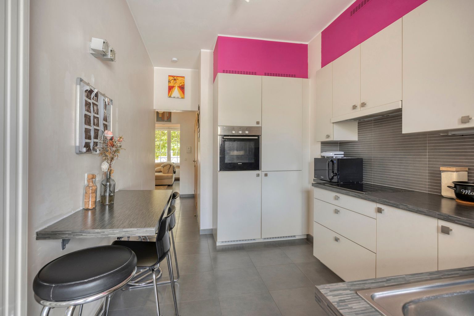  instapklaar 1-slaapkamerappartement met ruim terras foto 8