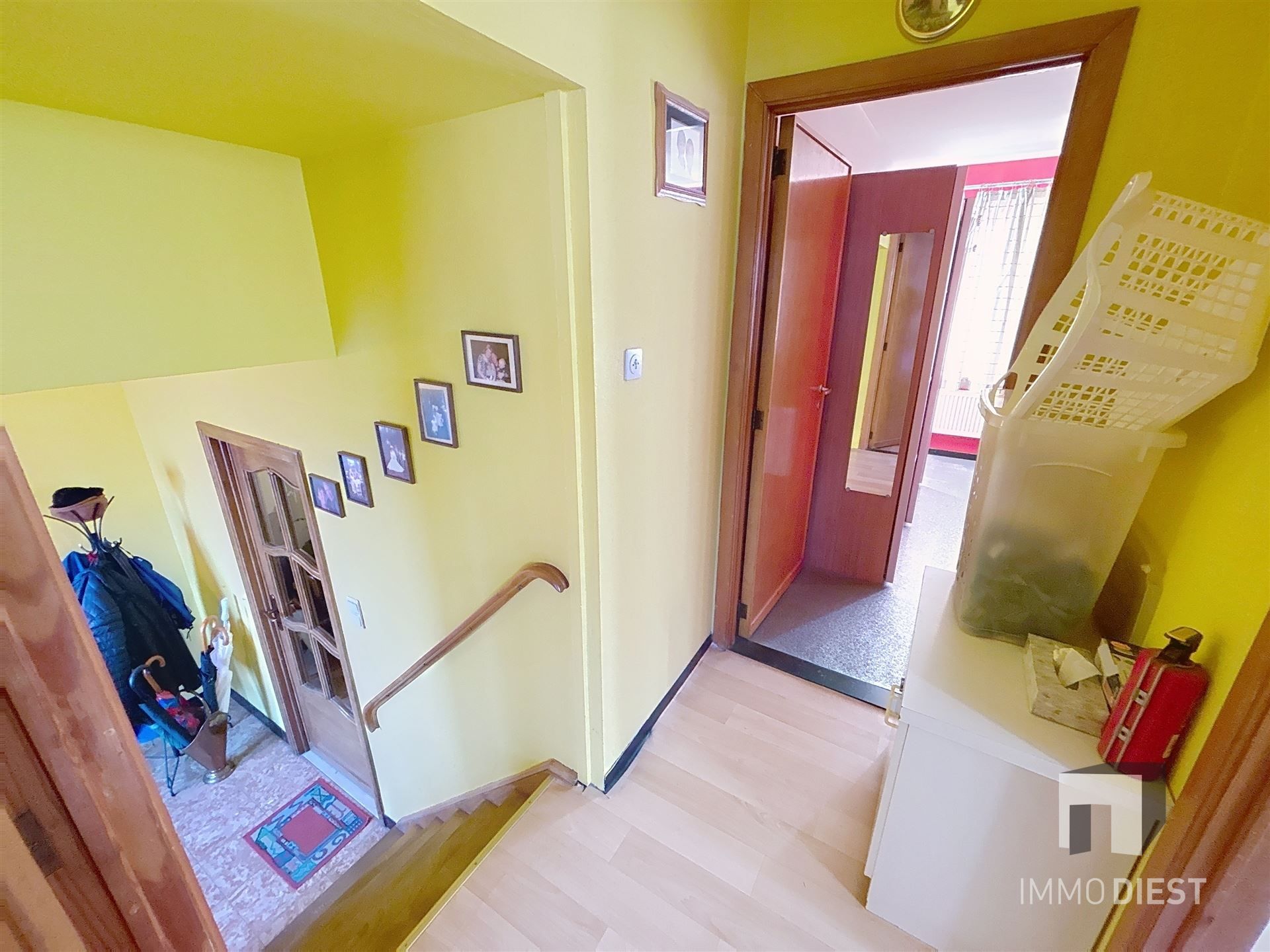 Gezinswoning op mooie locatie op 8,60are foto 20