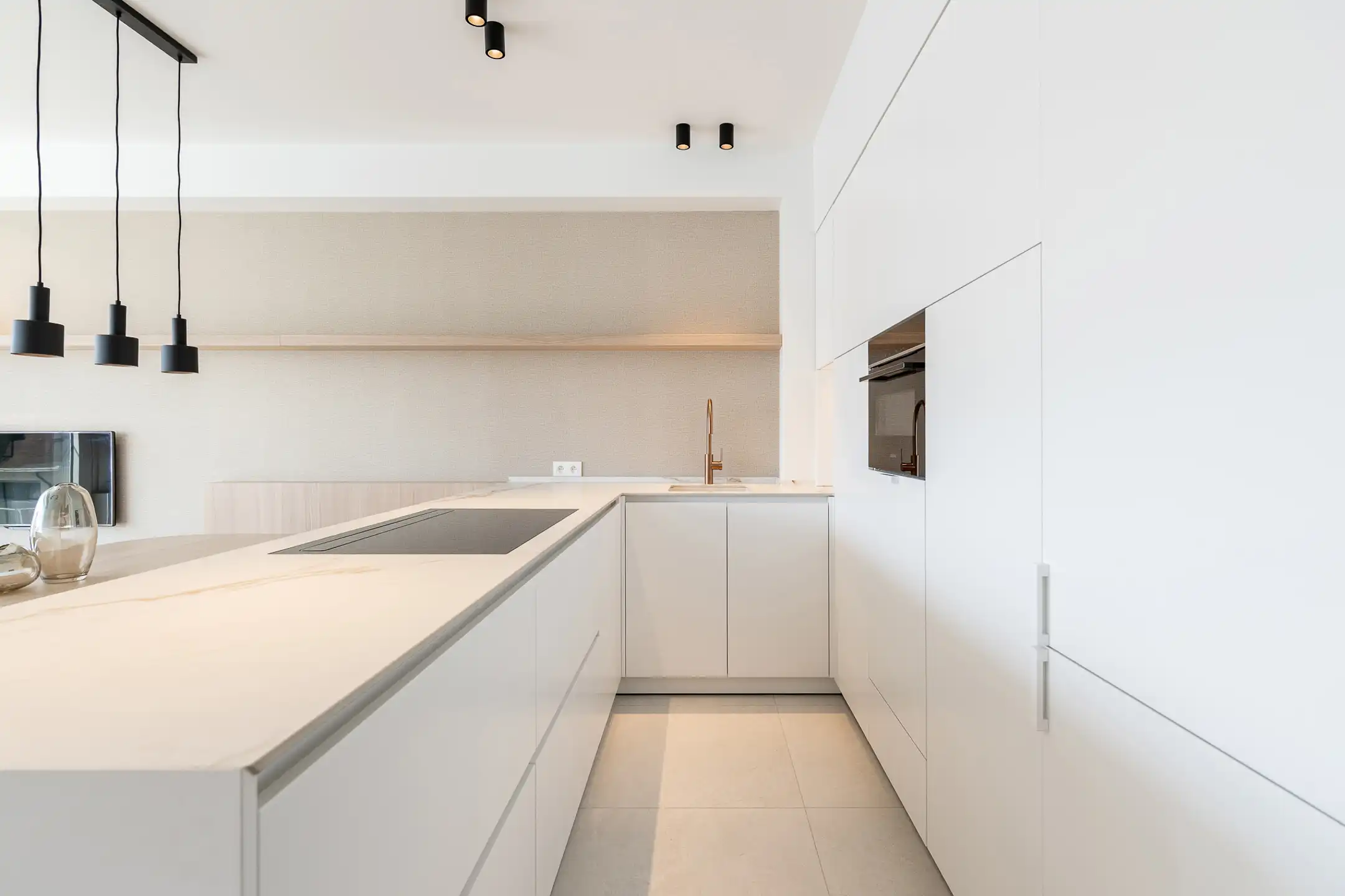 Elegant gerenoveerd appartement met open zicht in het Zoute foto 17