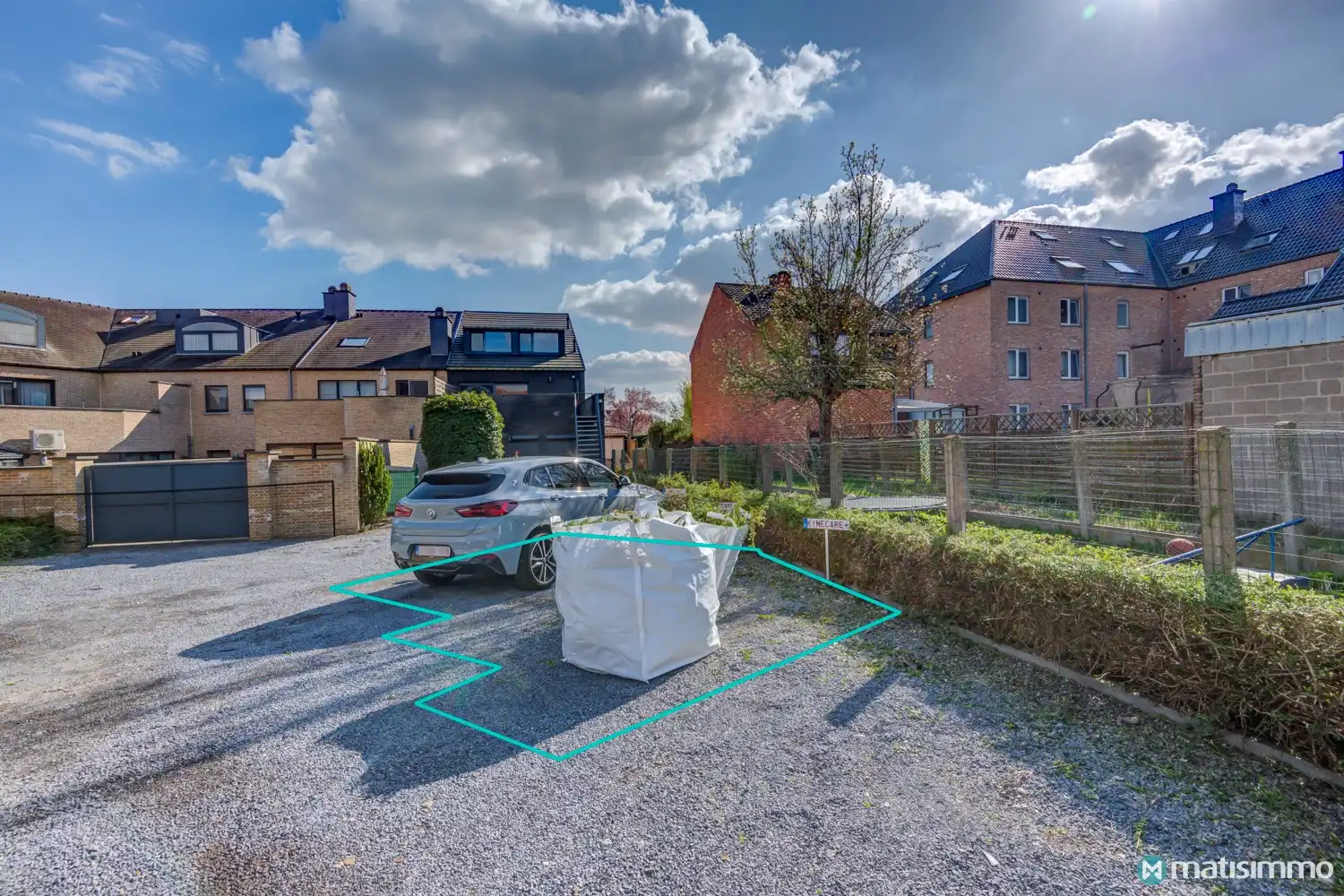 PRAKTIJKRUIMTE MET 10 PARKEERPLAATSEN TE HUUR IN HET CENTRUM VAN HOESELT foto 19