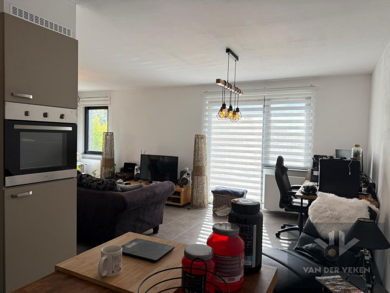 GEZELLIG 2 SLAAPKAMER APPARTEMENT. foto 2