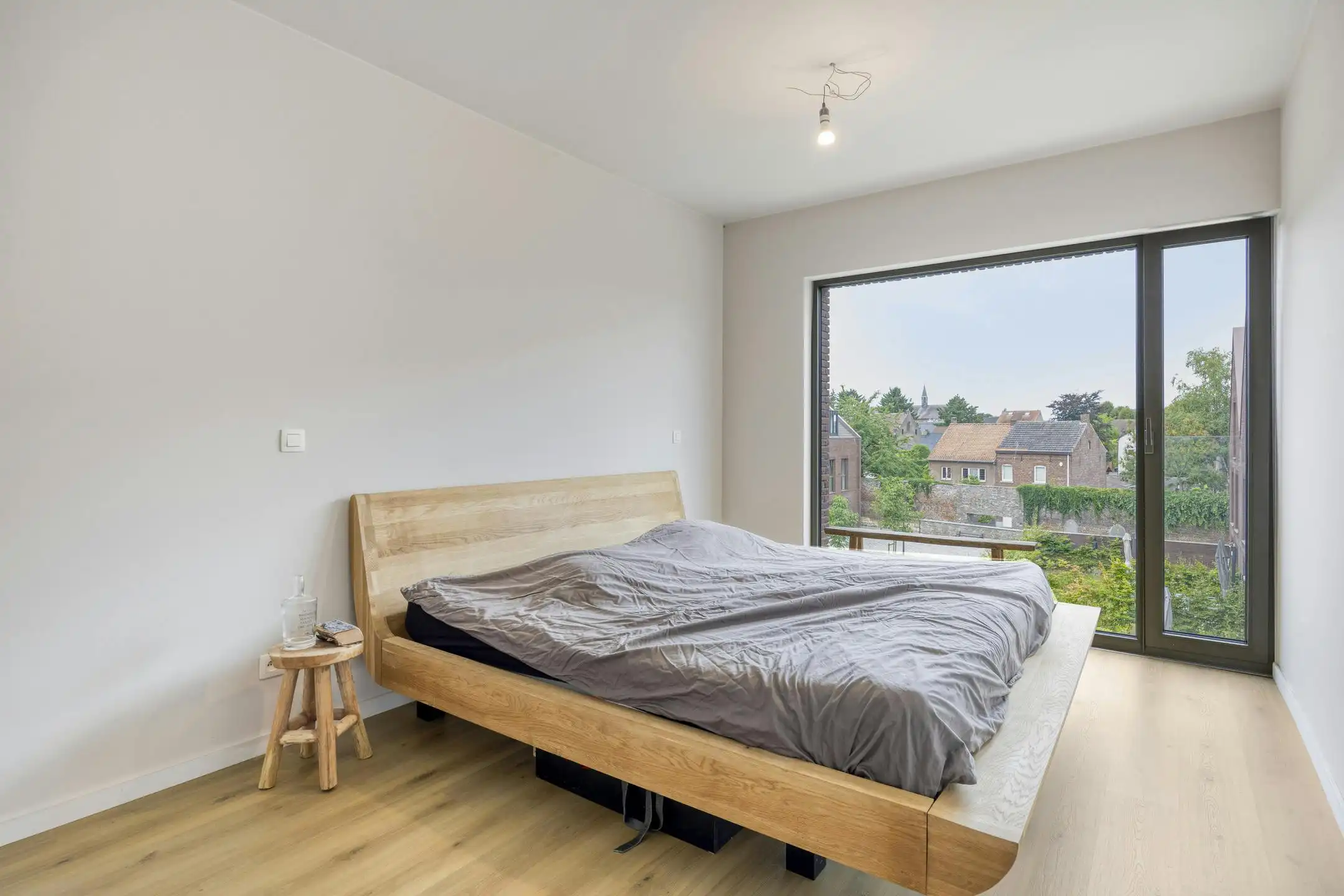 Moderne en energiezuinige woning te koop in Oud-Rekem foto 7