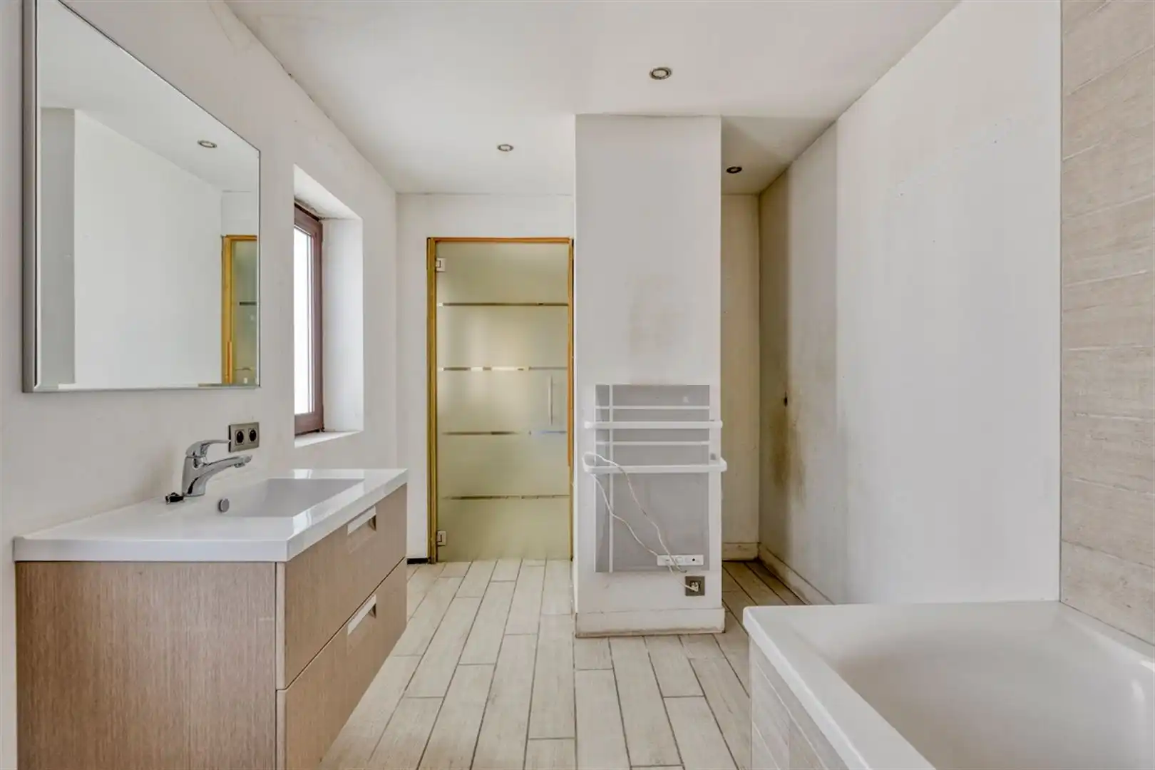 Verder af te werken woning in deelgemeent Welden foto 10
