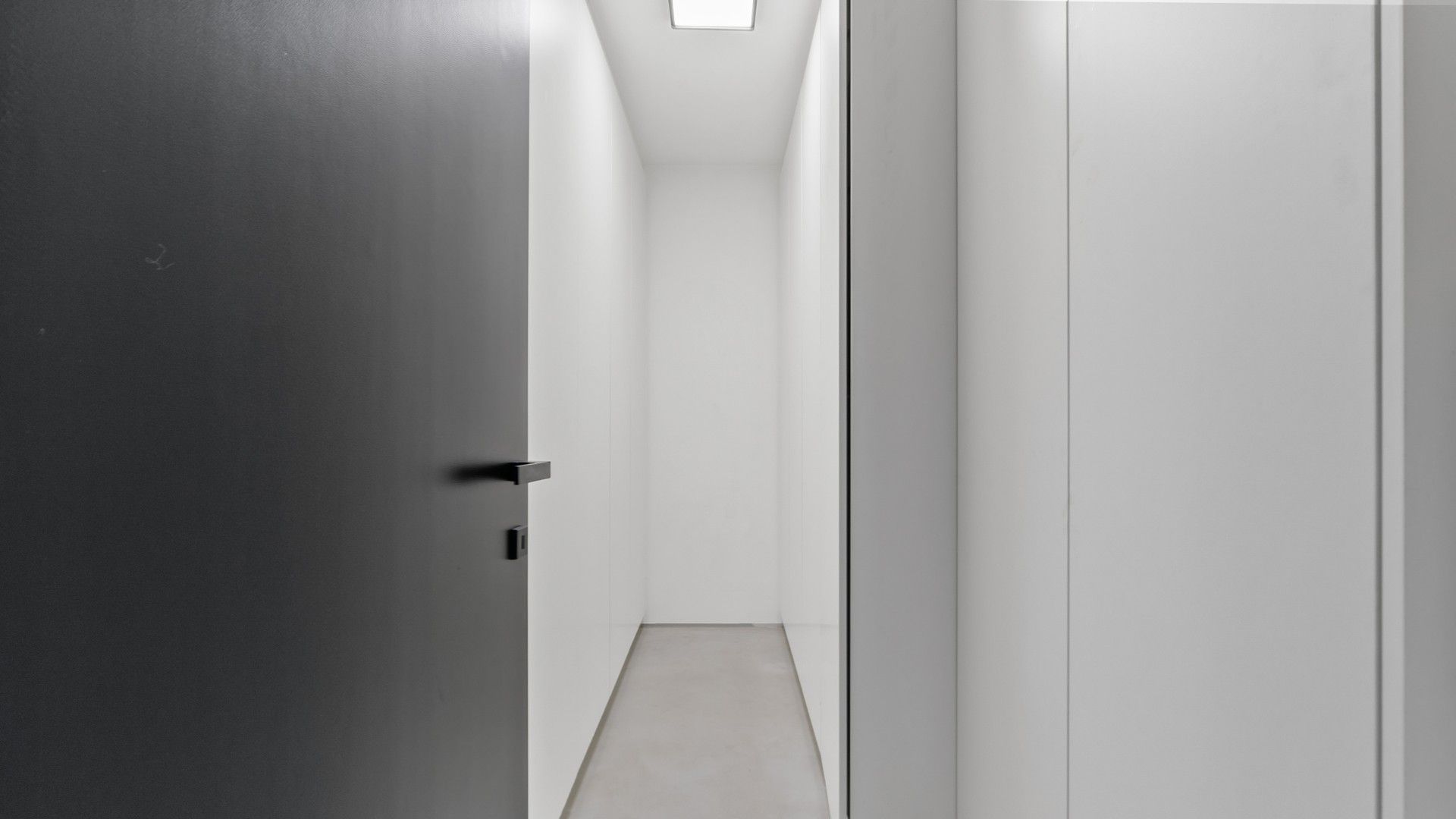 Luxueuze nieuwbouwwoning met handelsruimte/bureel te Genk foto 21