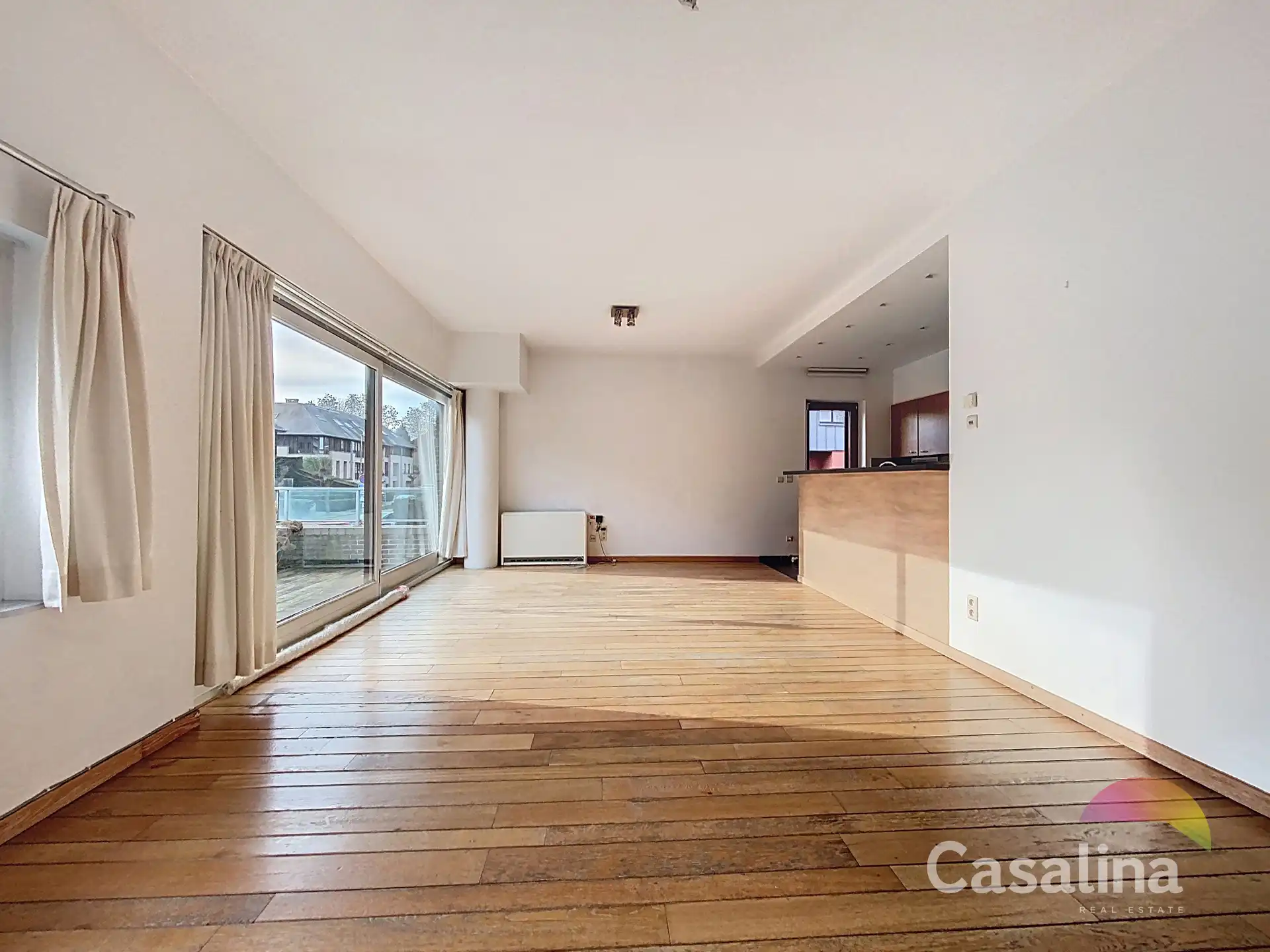 Mooi gelijkvloers appartement van 97 m² met 2 terrassen foto {{pictureIndex}}