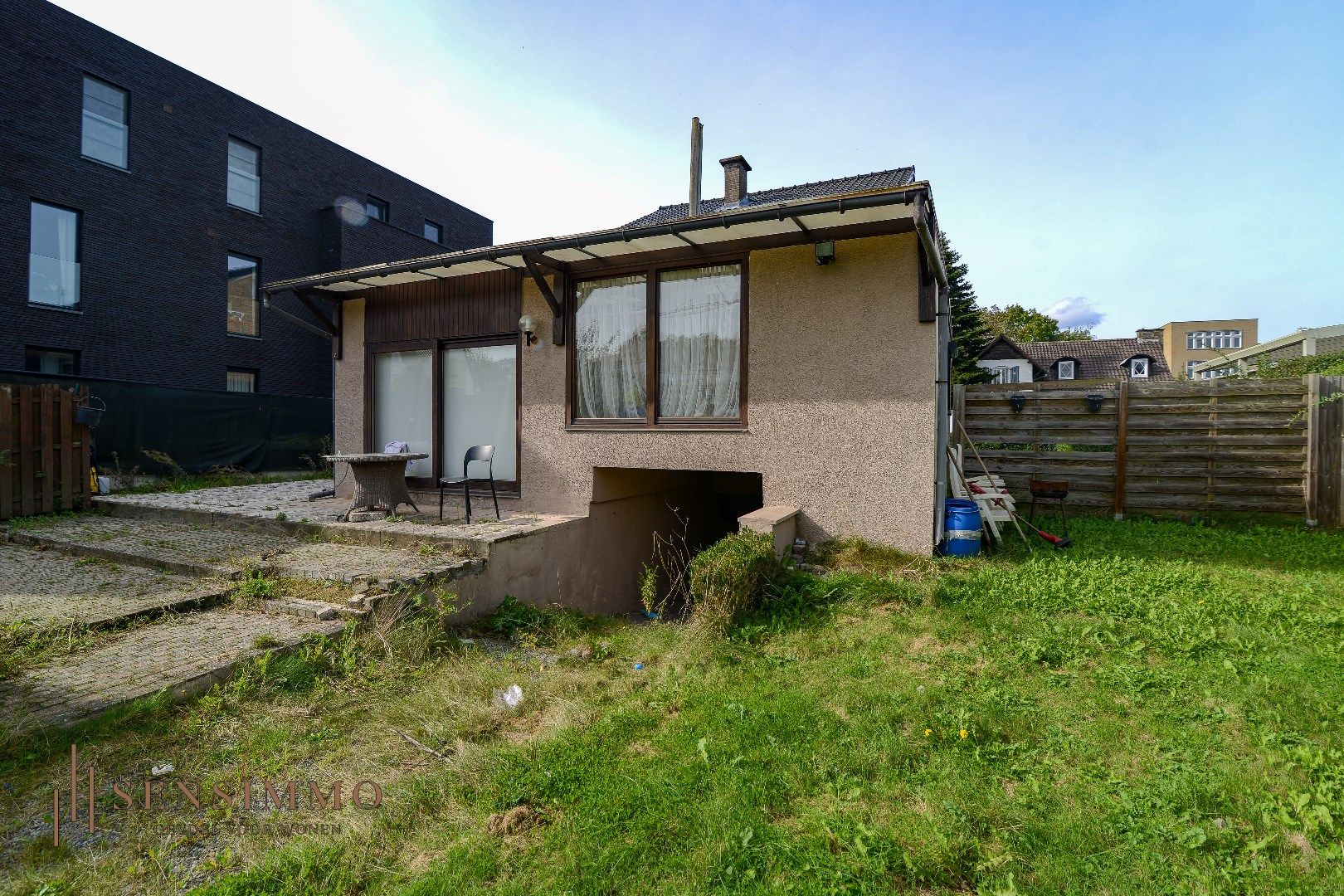 Op te frissen vrijstaande woning met 4 slaapkamers op 6a perceel te Eisden foto 17