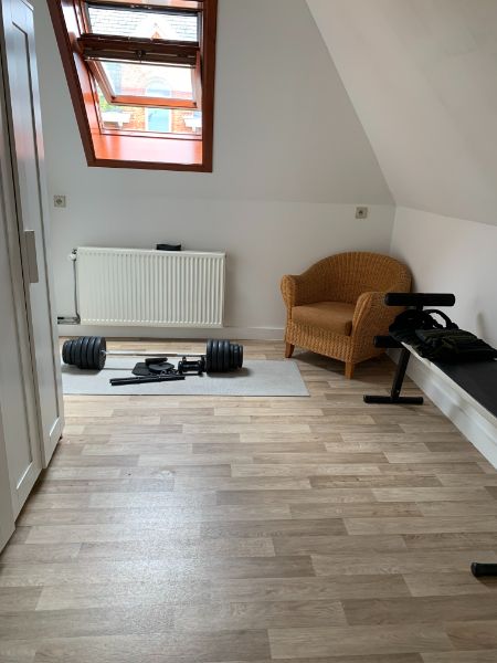 TE HUUR hoekwoning, 4 slpk. met karakter! foto 20