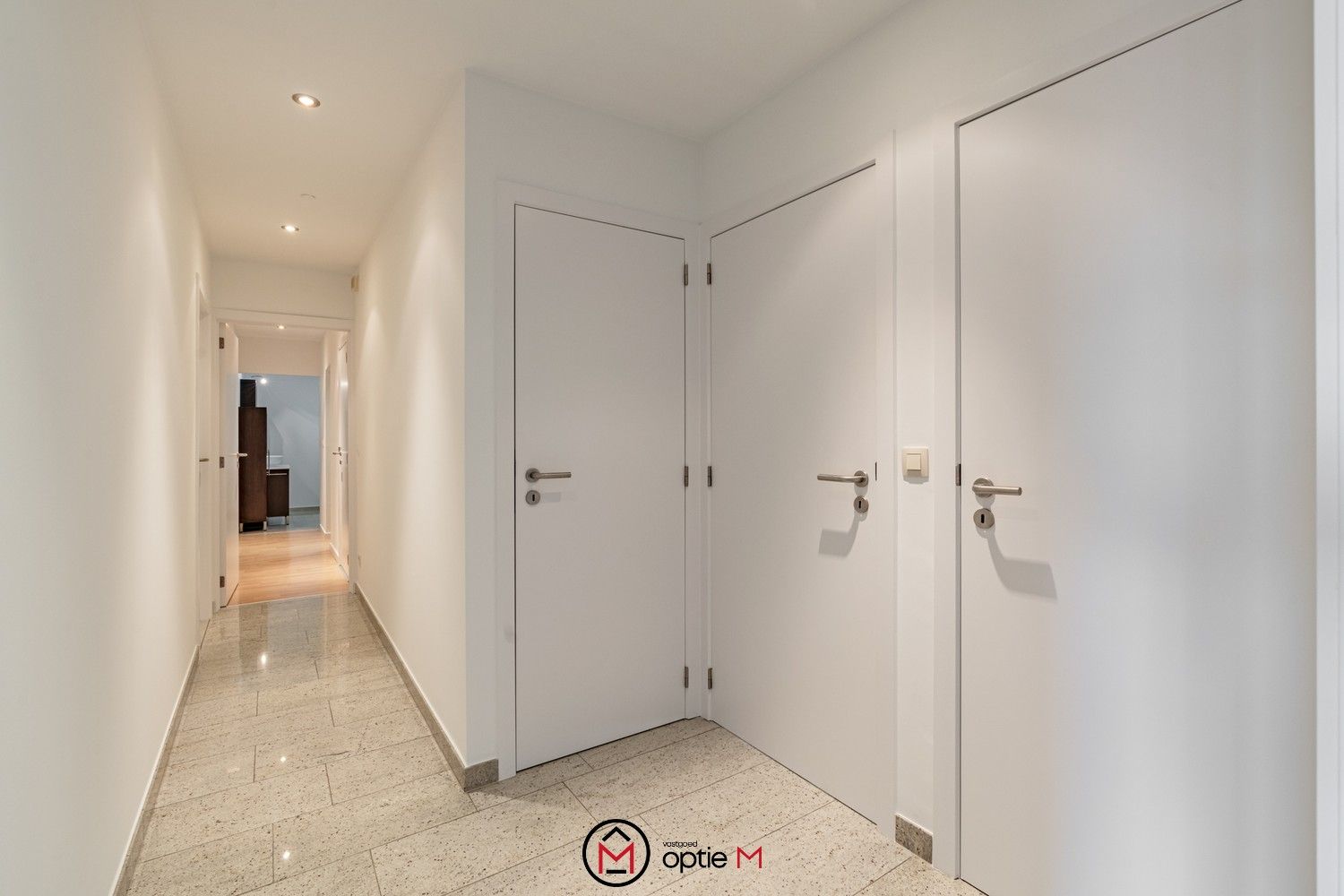 Ruim energiezuinig appartement met uitzicht op Hasselt foto 13