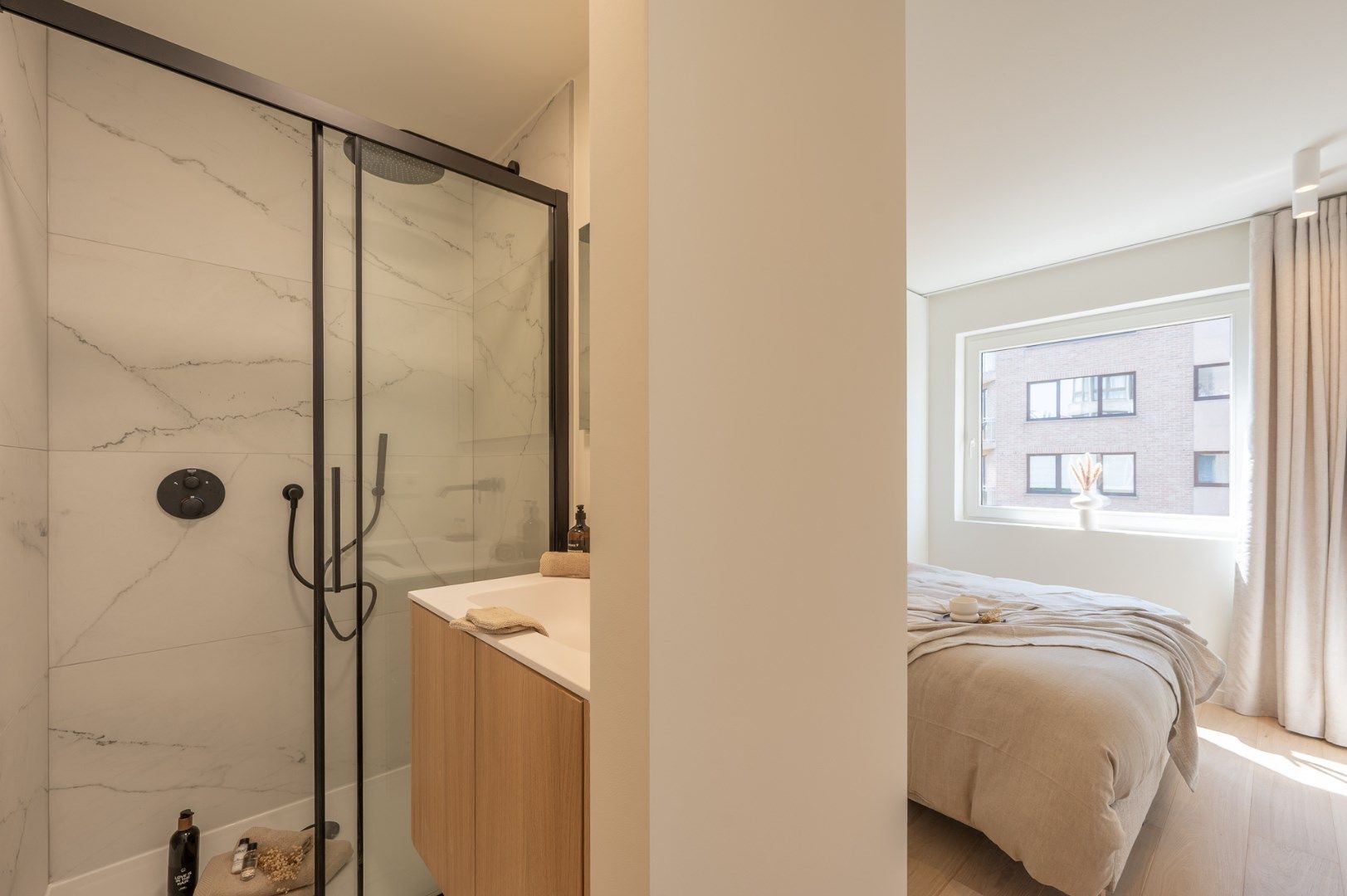 Prachtig gerenoveerd hoekappartement in centrum Knokke vlakbij de Zeedijk en het Van Bunnenplein  foto 22