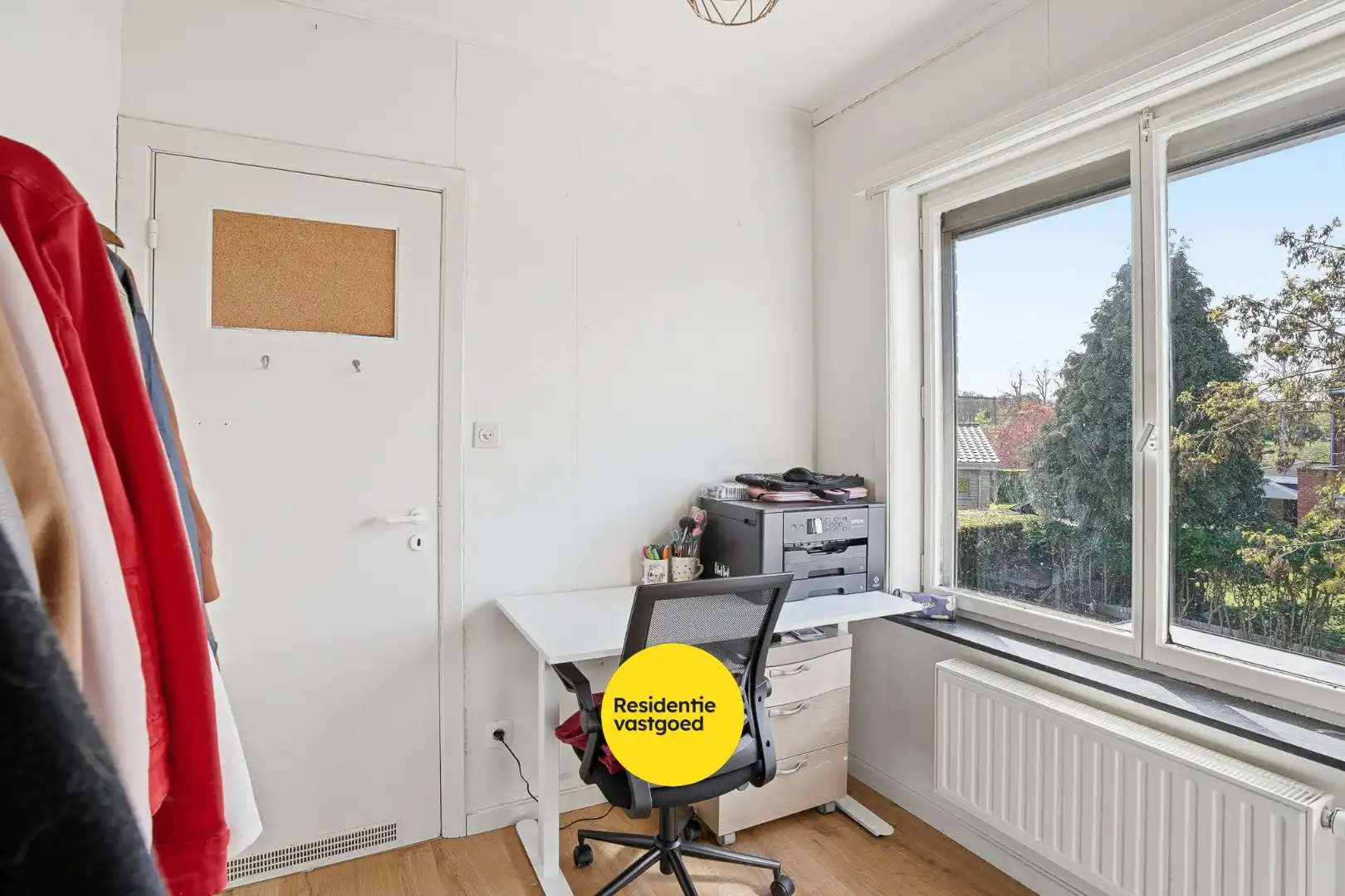 Halfopen bebouwing in een rustige woonwijk te Loppem foto 13