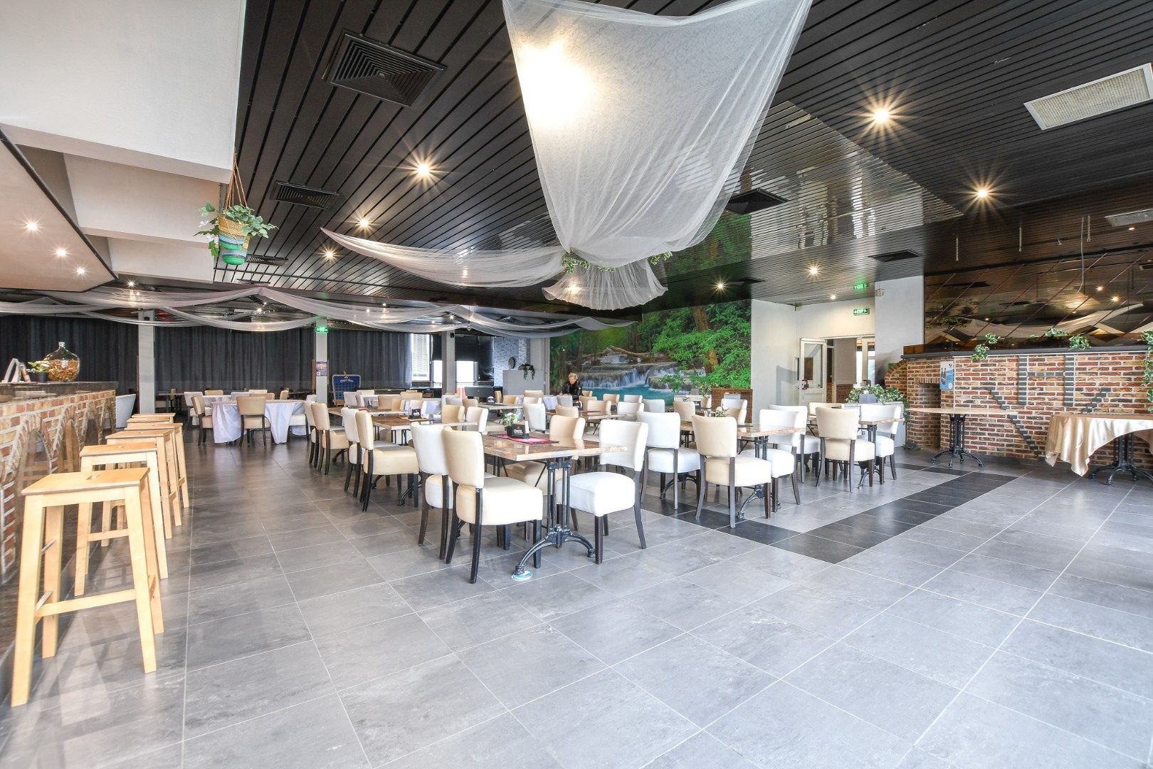 Unieke commerciële vastgoedkans nabij het centrum van De Haan! foto 12