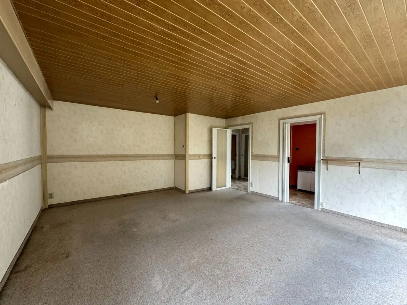 Gezinswoning met tuin en 3 slaapkamers in doodlopende straat te Heist. foto 3