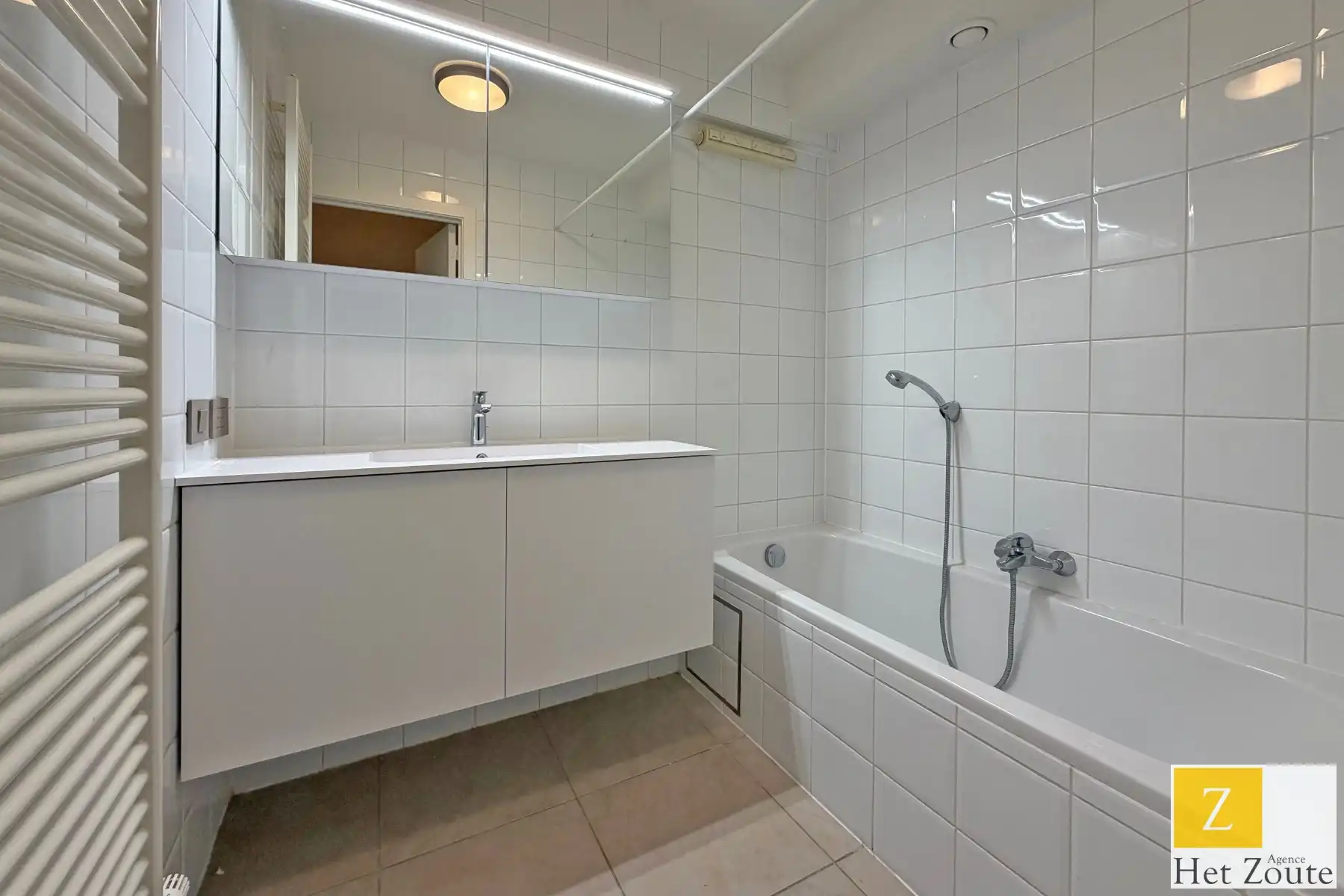 Opgefrist appartement op toplocatie - centrum Knokke foto 13