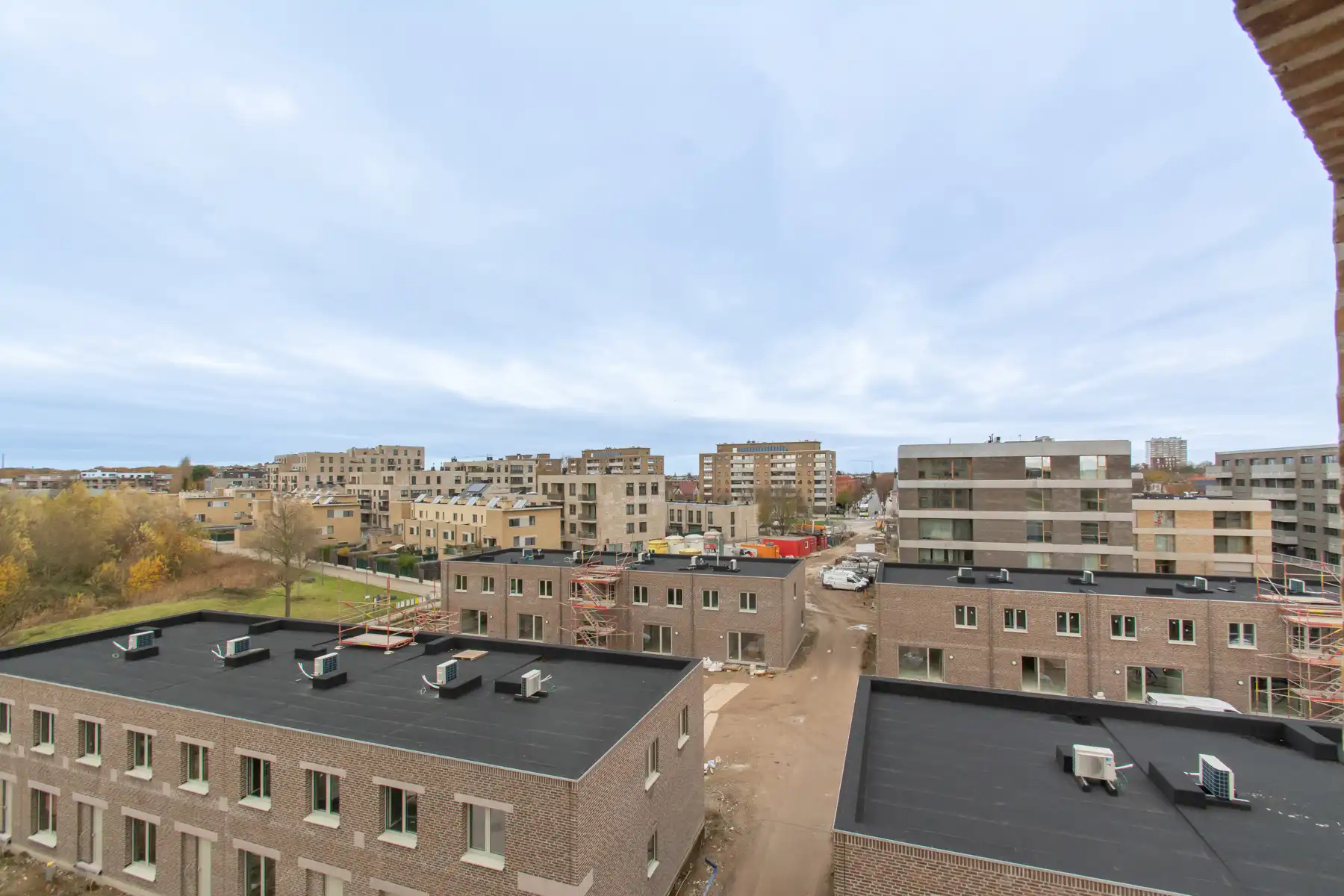 Rustig en comfortabel 2slpk appt. met mooi terras  foto 13