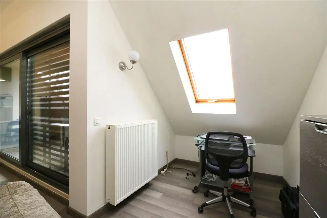 Zonnige penthouse met 2 slaapkamers, mooi terras, inclusief garage  foto 5