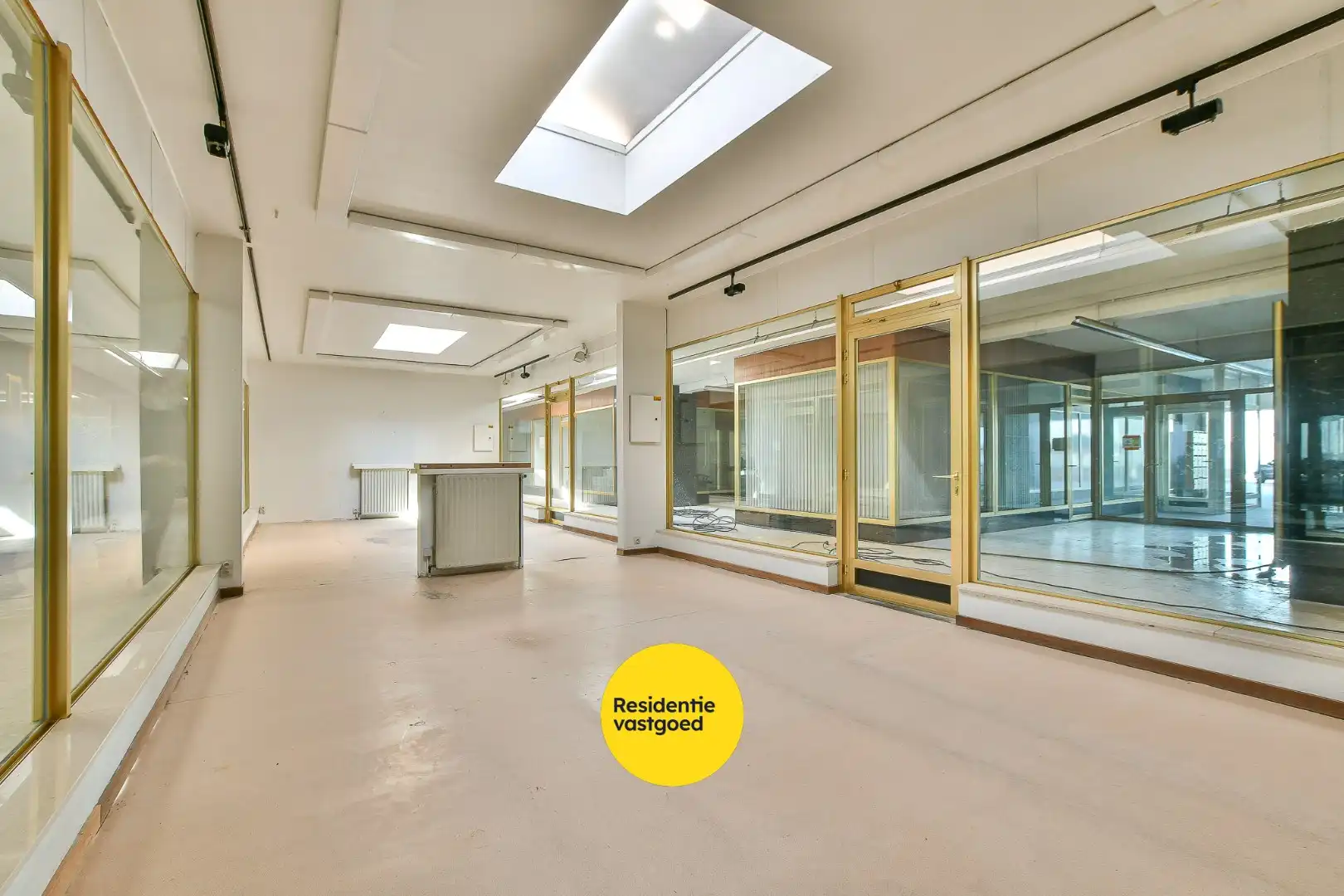 Winkelruimte op commerciële ligging te Blankenberge  foto 11