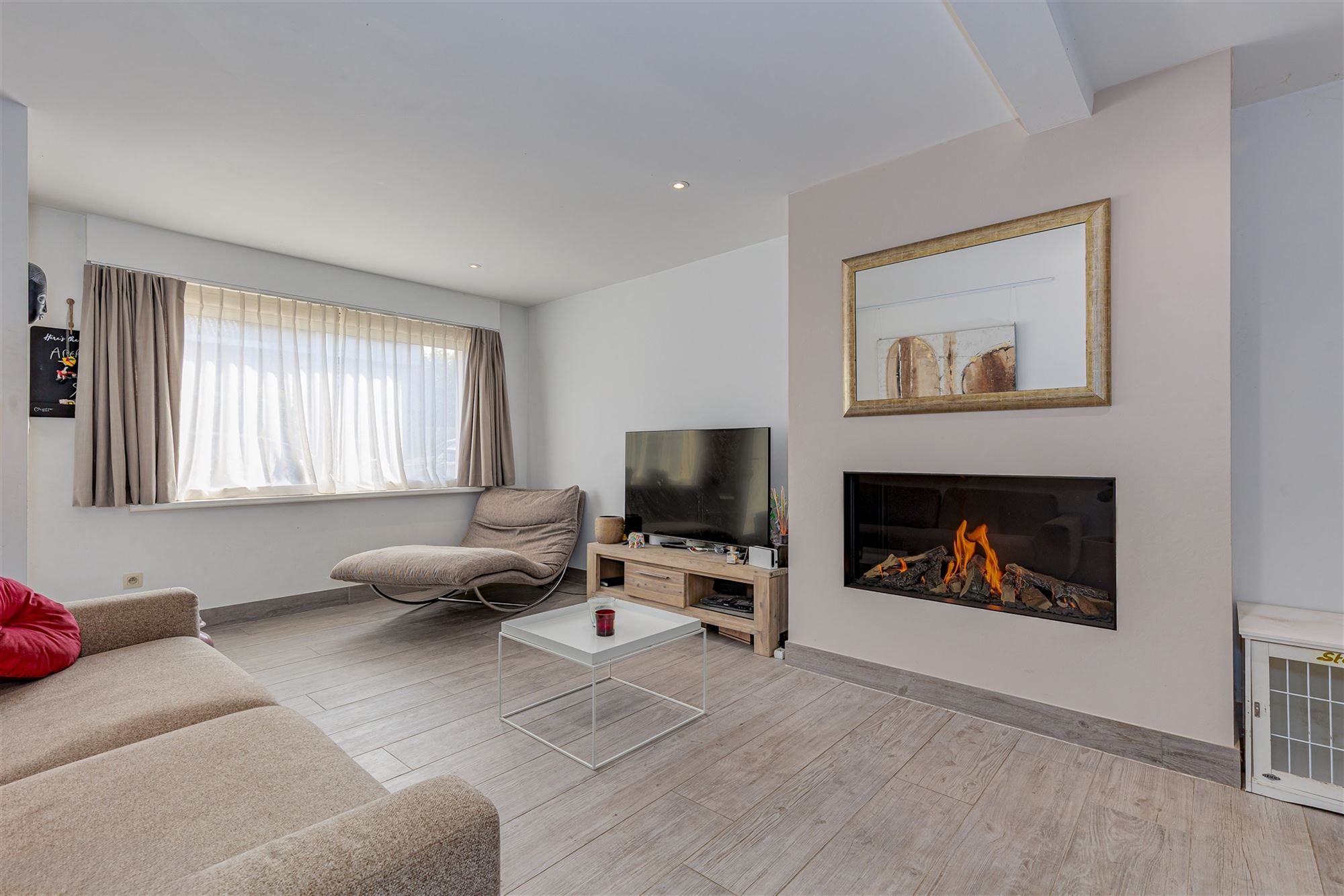 Charmant huis met drie slaapkamers foto 3