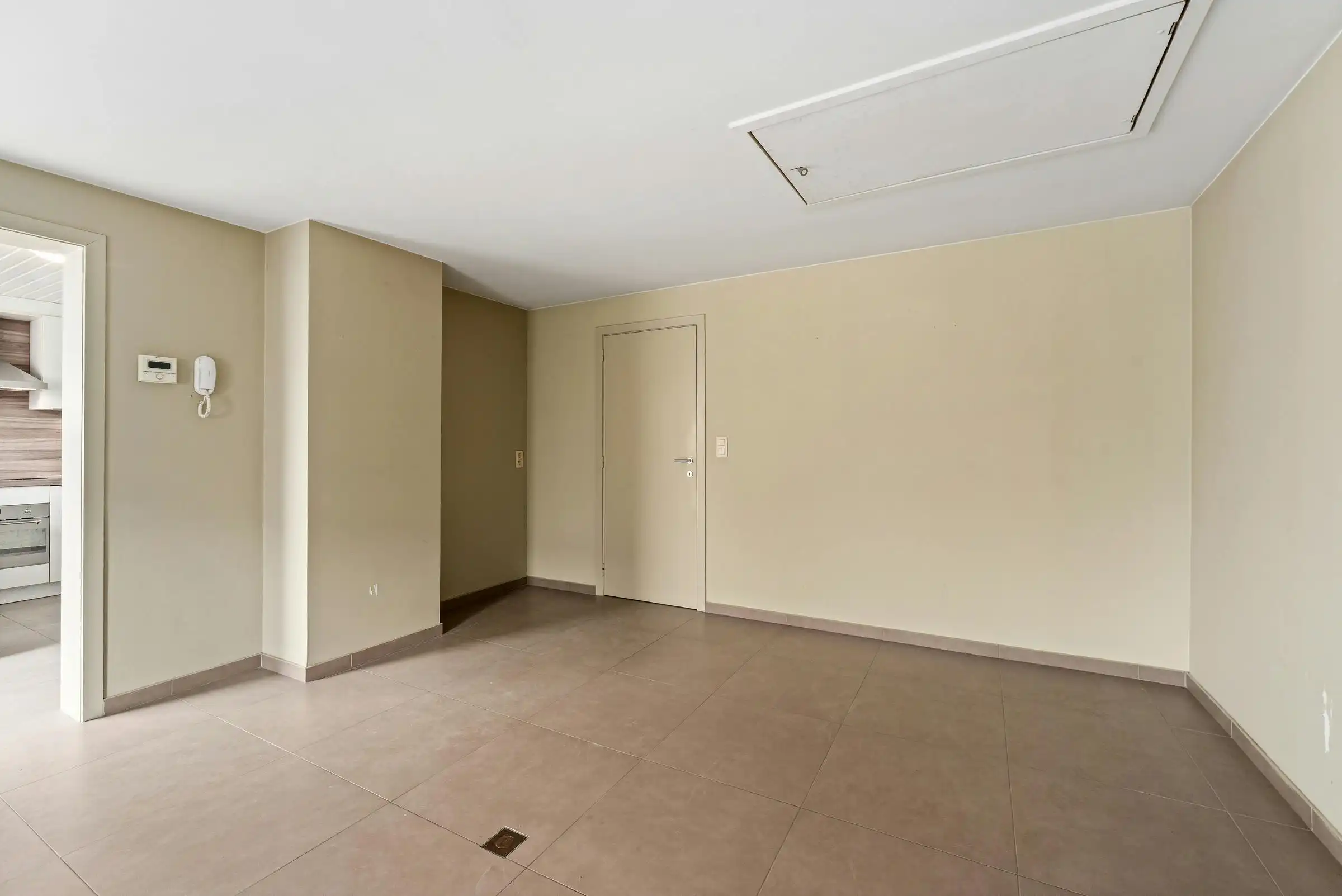 Dakappartement (81m²) met 1 slaapkamer in centrum Roeselare foto 8