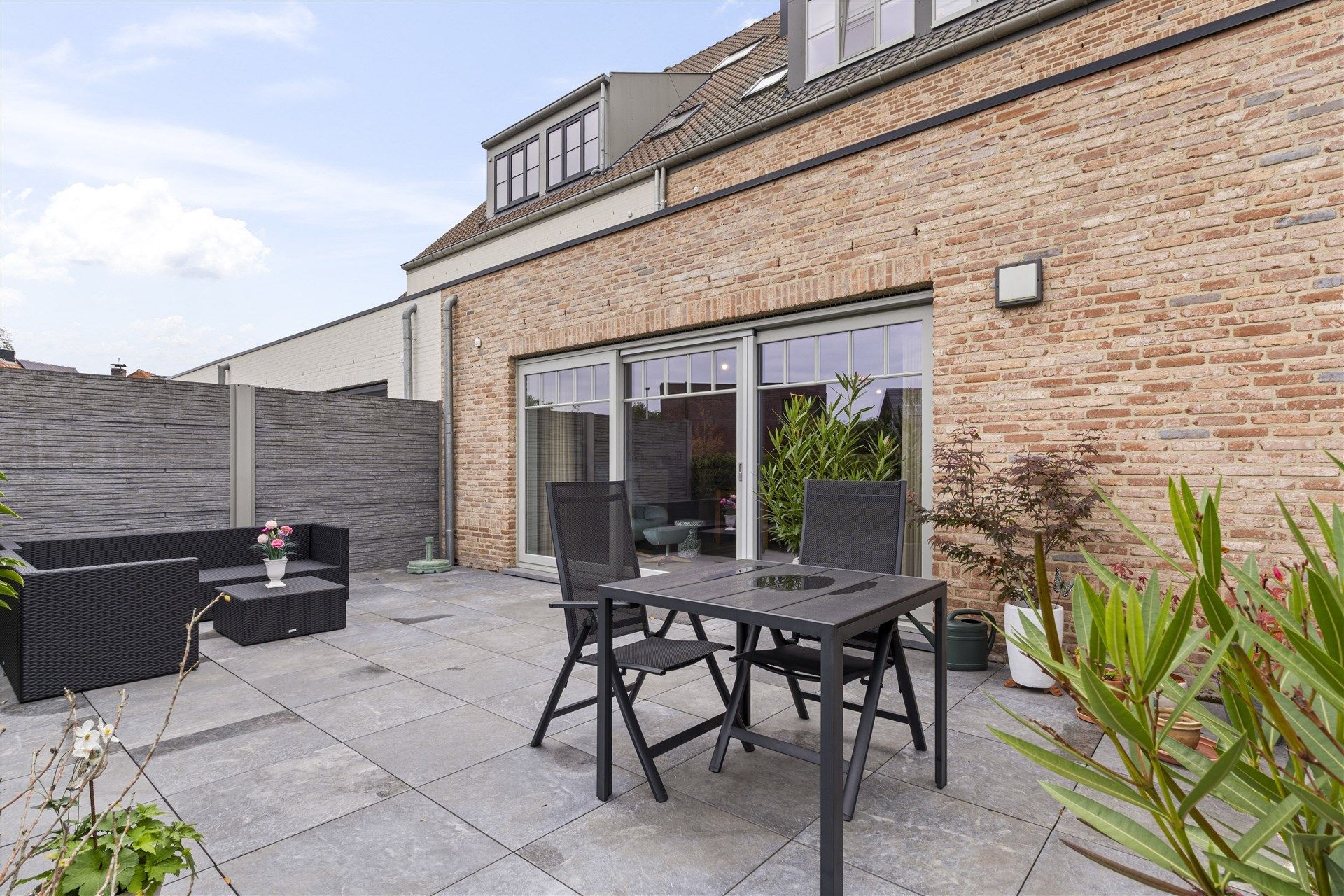 Prachtig gelijkvloersappartement met ondergrondse staanplaats.  foto 20