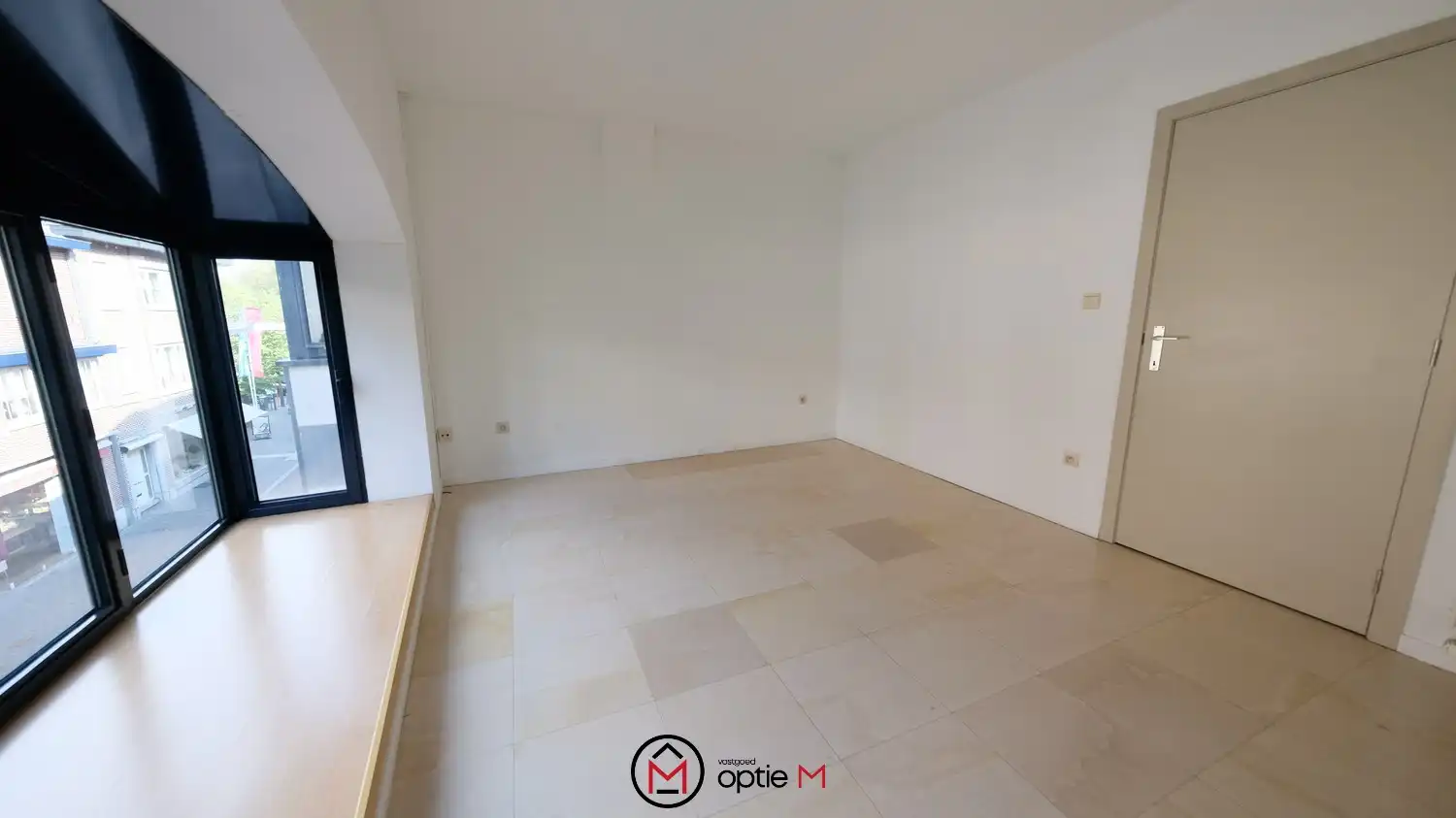 Duplex appartement in het centrum van Bilzen foto 9