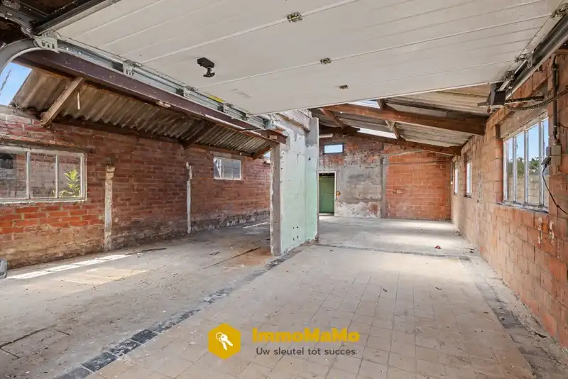 WONING MET 4 GARAGES & GROTE OPSLAGRUIMTE/HANGAAR IN WACHTEBEKE (LOCHRISTI) foto 21