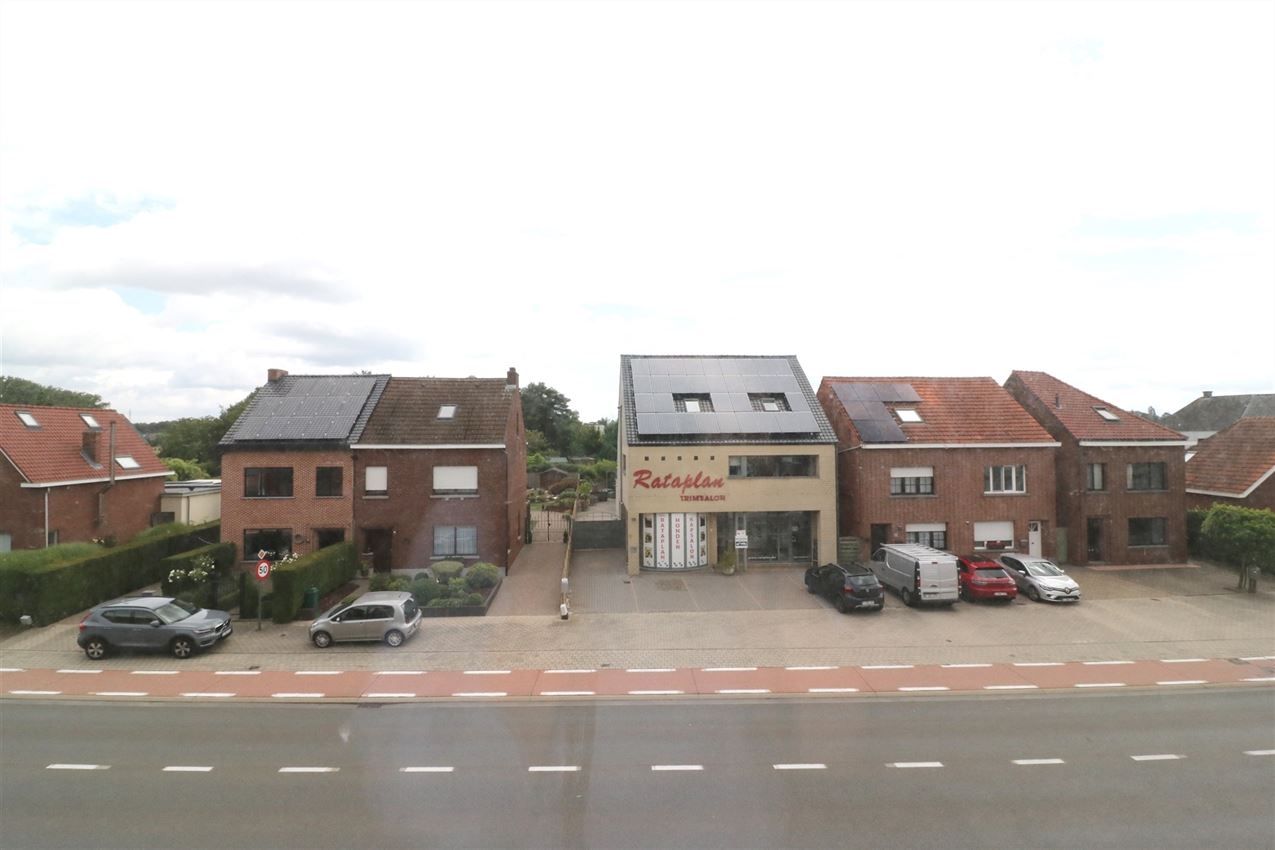 Opbrengsteigendom van 2 degelijke appartementen foto 64