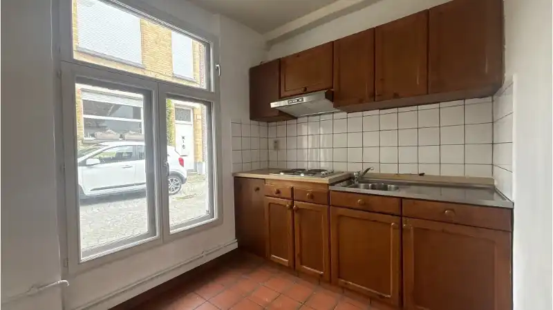 Karaktervolle 2-slaapkamerwoning met ruim TERRAS te huur in Brugge foto 6
