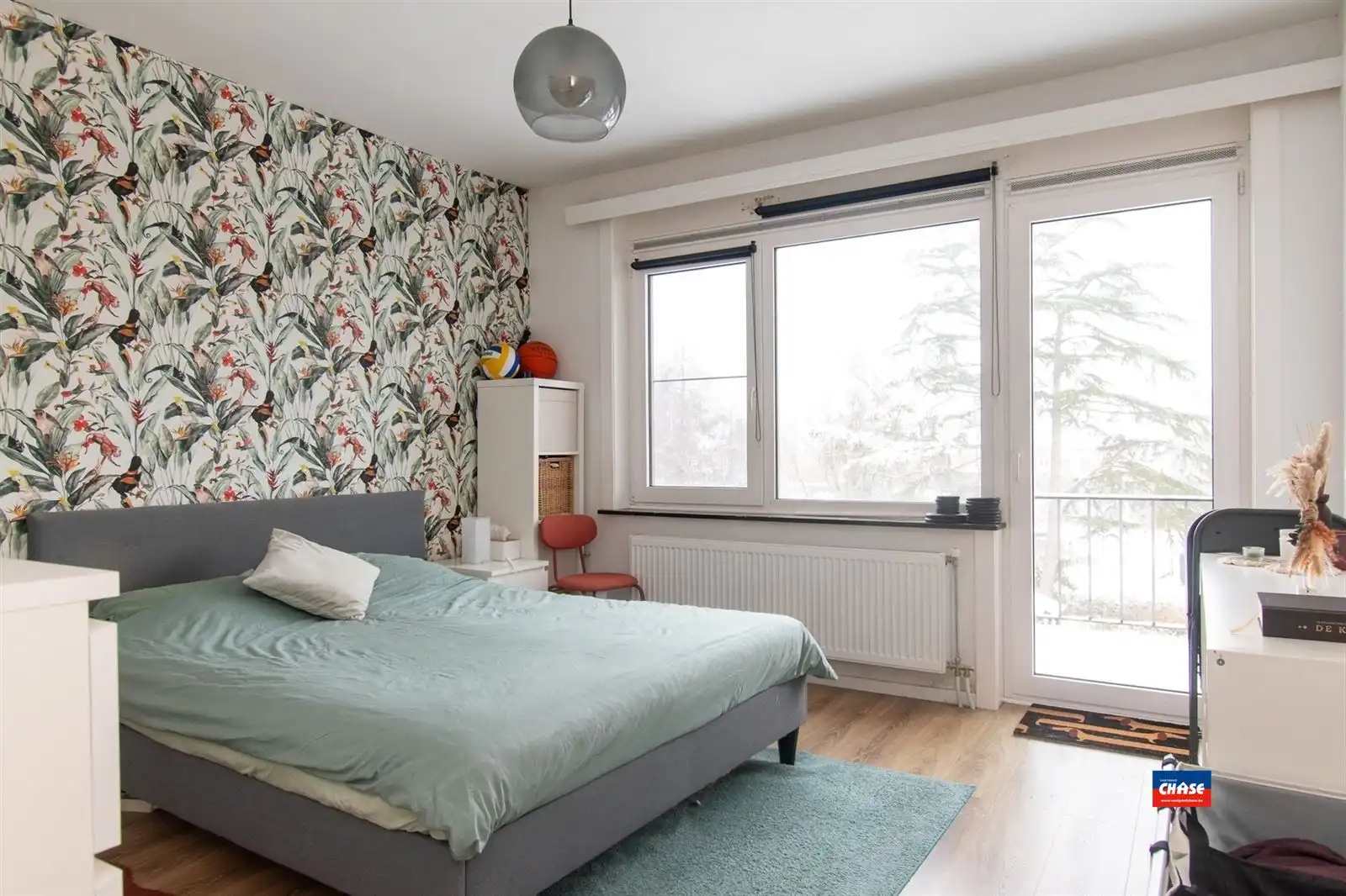 Instapklaar 2-slaapkamer appartement met terras foto 5