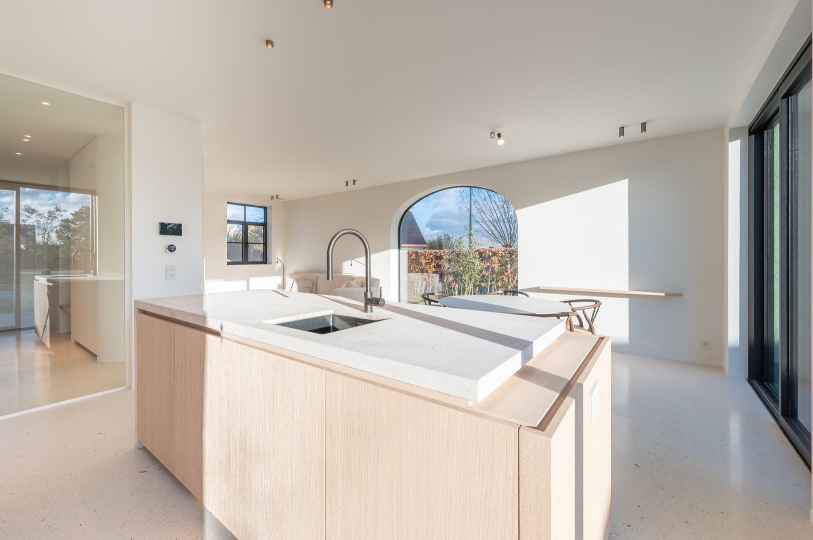 Instapklare nieuwbouwvilla met 5 slaapkamers en zuidgerichte tuin foto 12