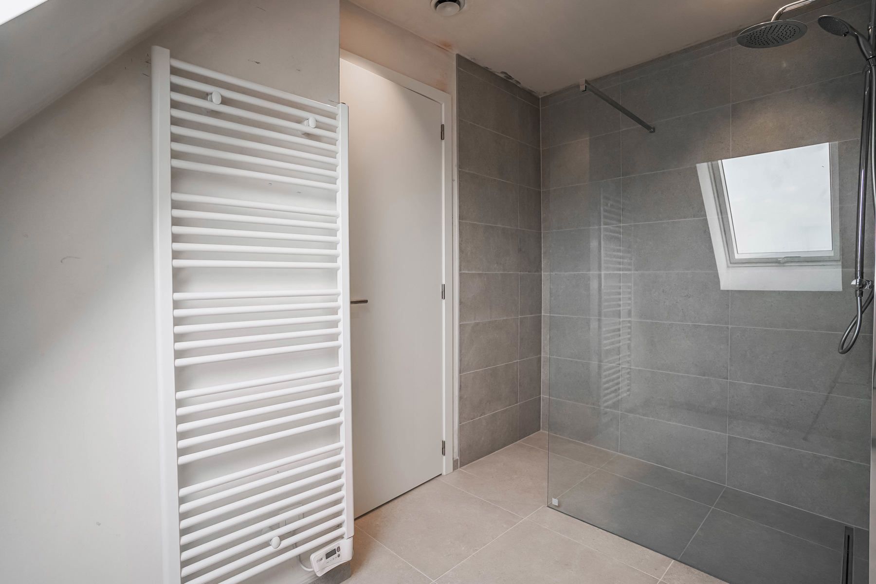Fantastisch nieuwbouw duplex appartement (BEN) met groot terras én lift te Kapelle-Op-Den-Bos foto 21