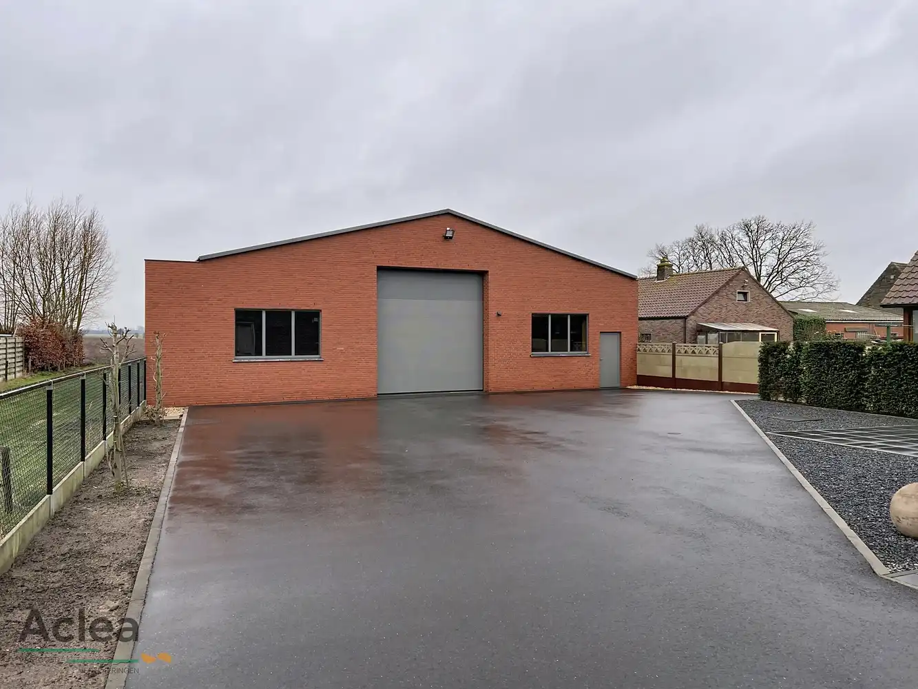 Comfortabele woning met ruime loods foto 21