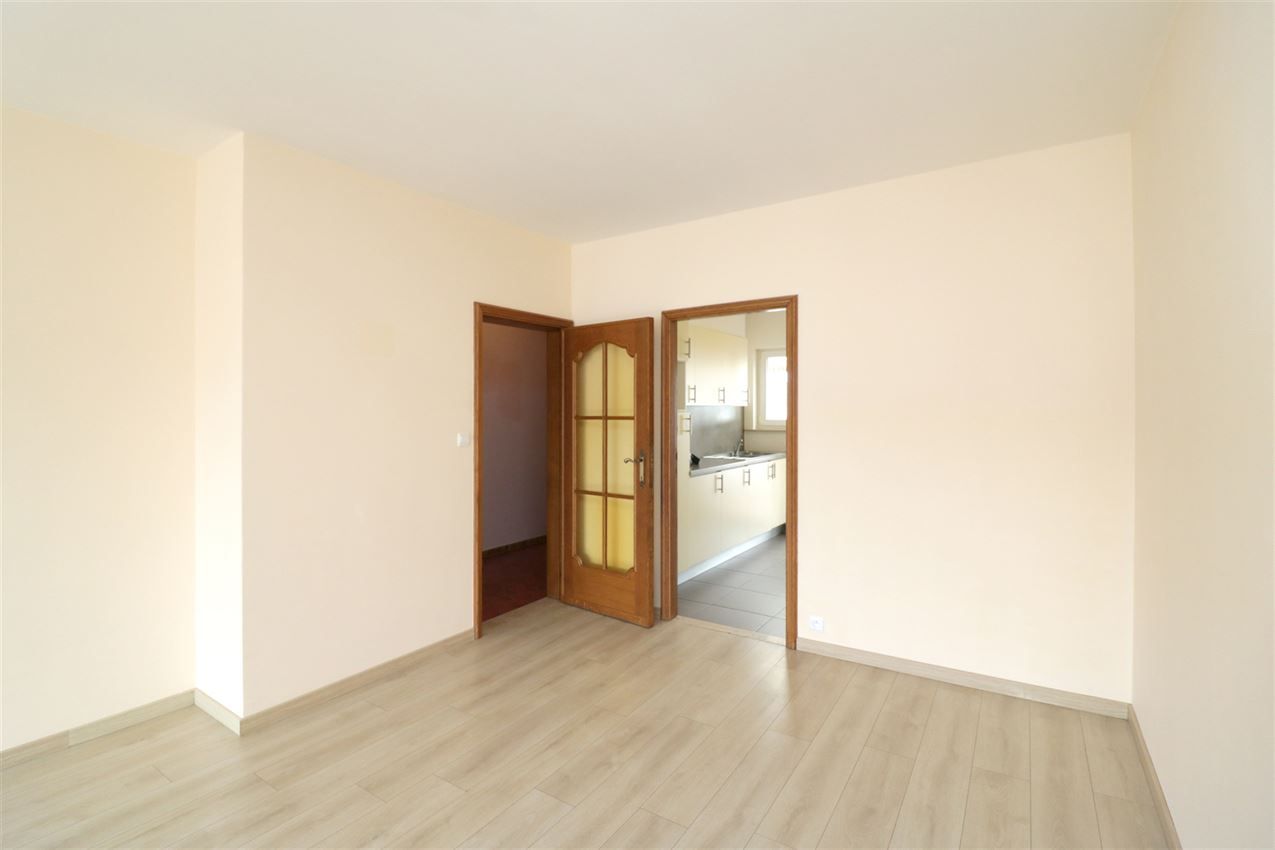 Opbrengsteigendom (handel & 4 app) op toplocatie foto 38