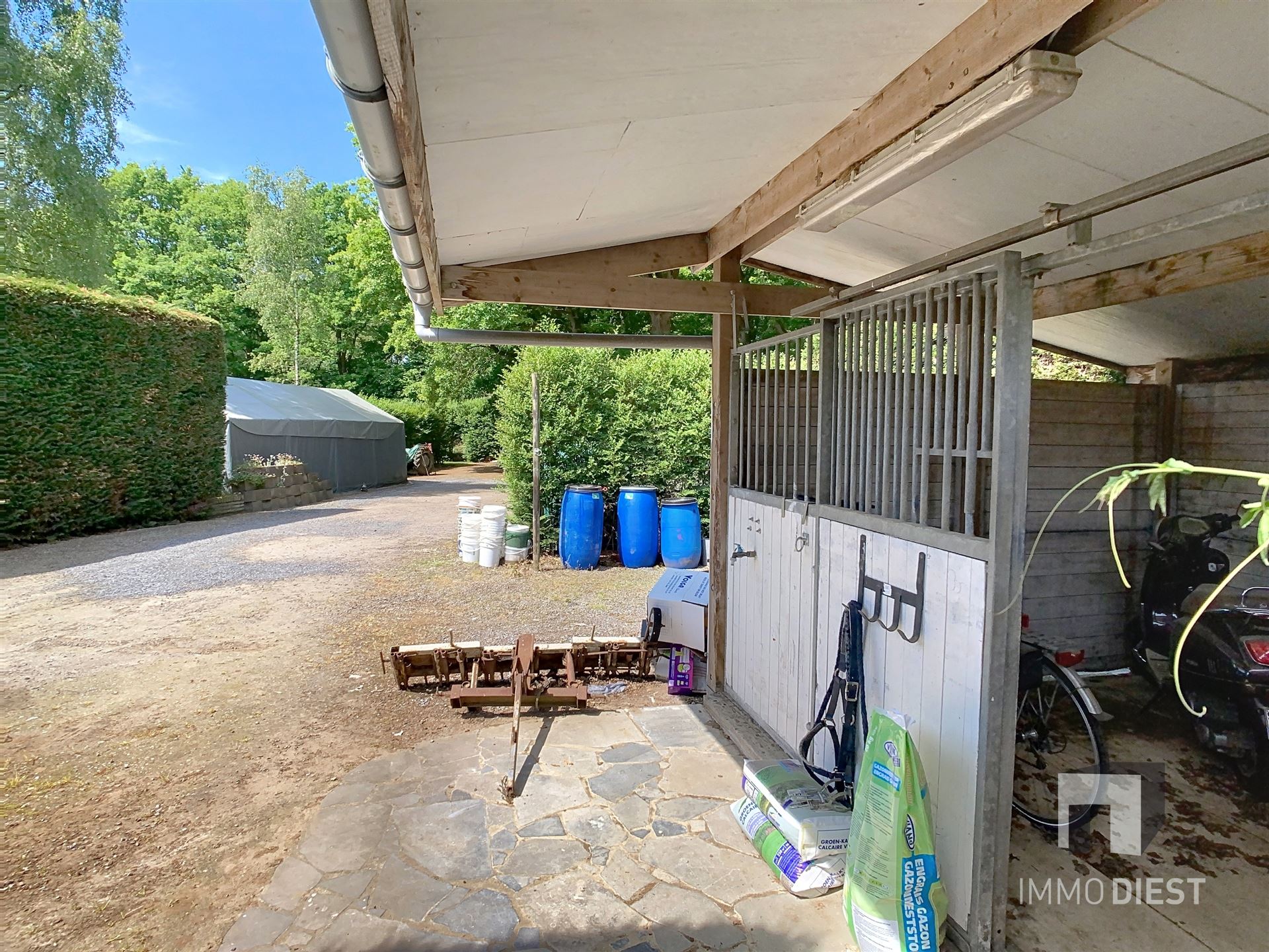 Brasserie - restaurant - feestzaal - privéwoonst foto 11