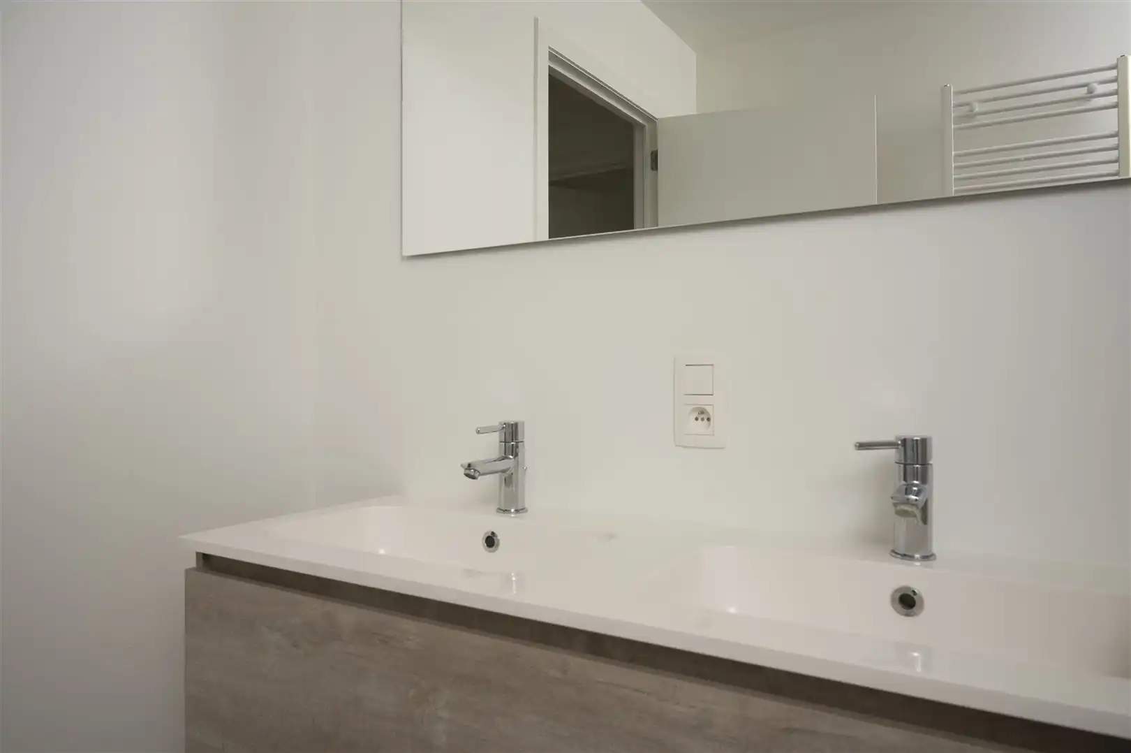 Gelijkvloers nieuwbouw appartement te huur  foto 16