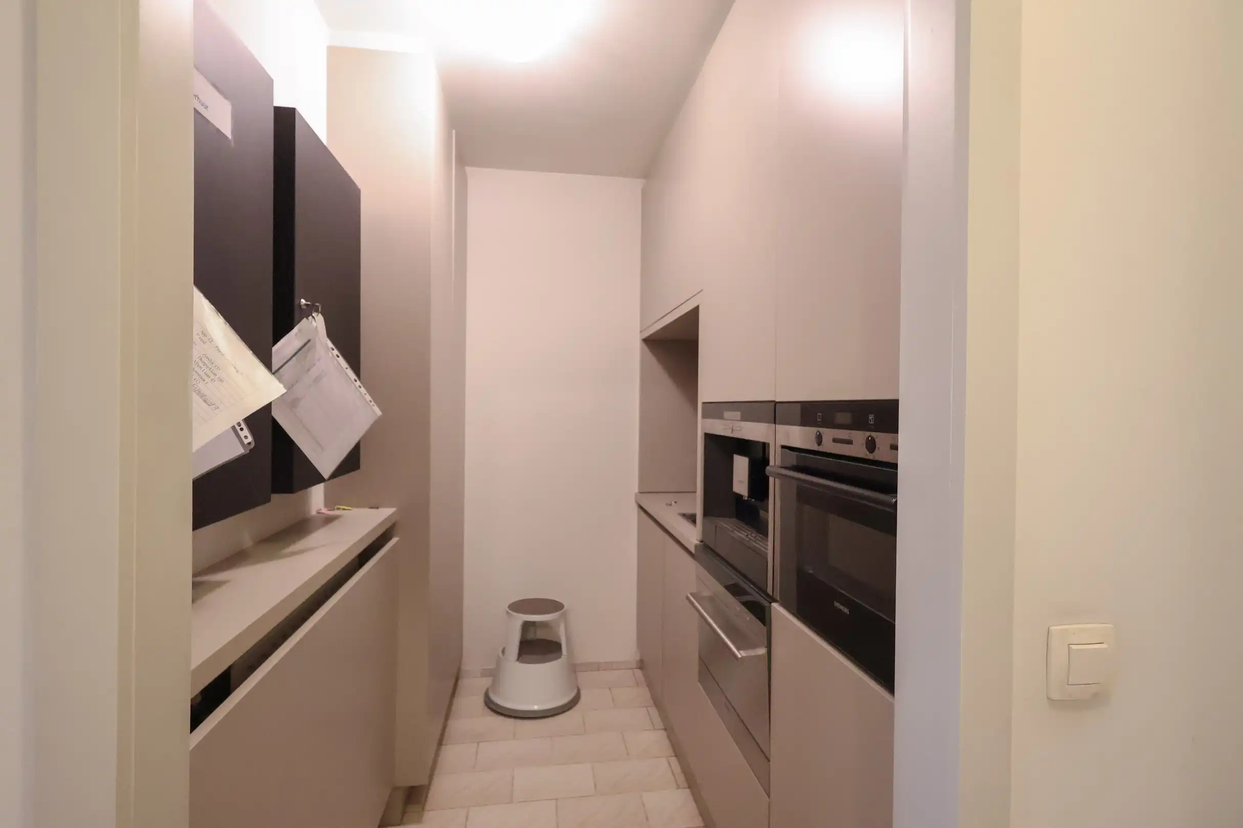 Multifunctioneel handelspand met flexibele indeling in Oostduinkerke-bad      Geschikt voor kantoor, winkel, praktijk of andere commerciële activiteiten foto 6