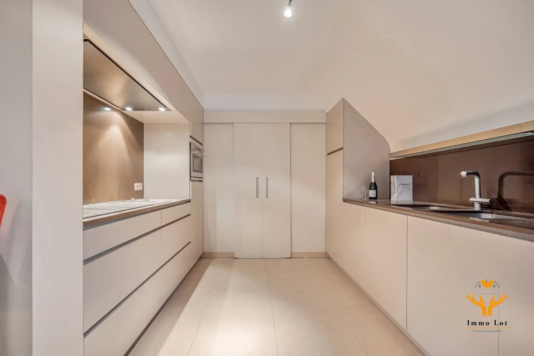 Prachtig duplex-appartement te Zele foto {{pictureIndex}}